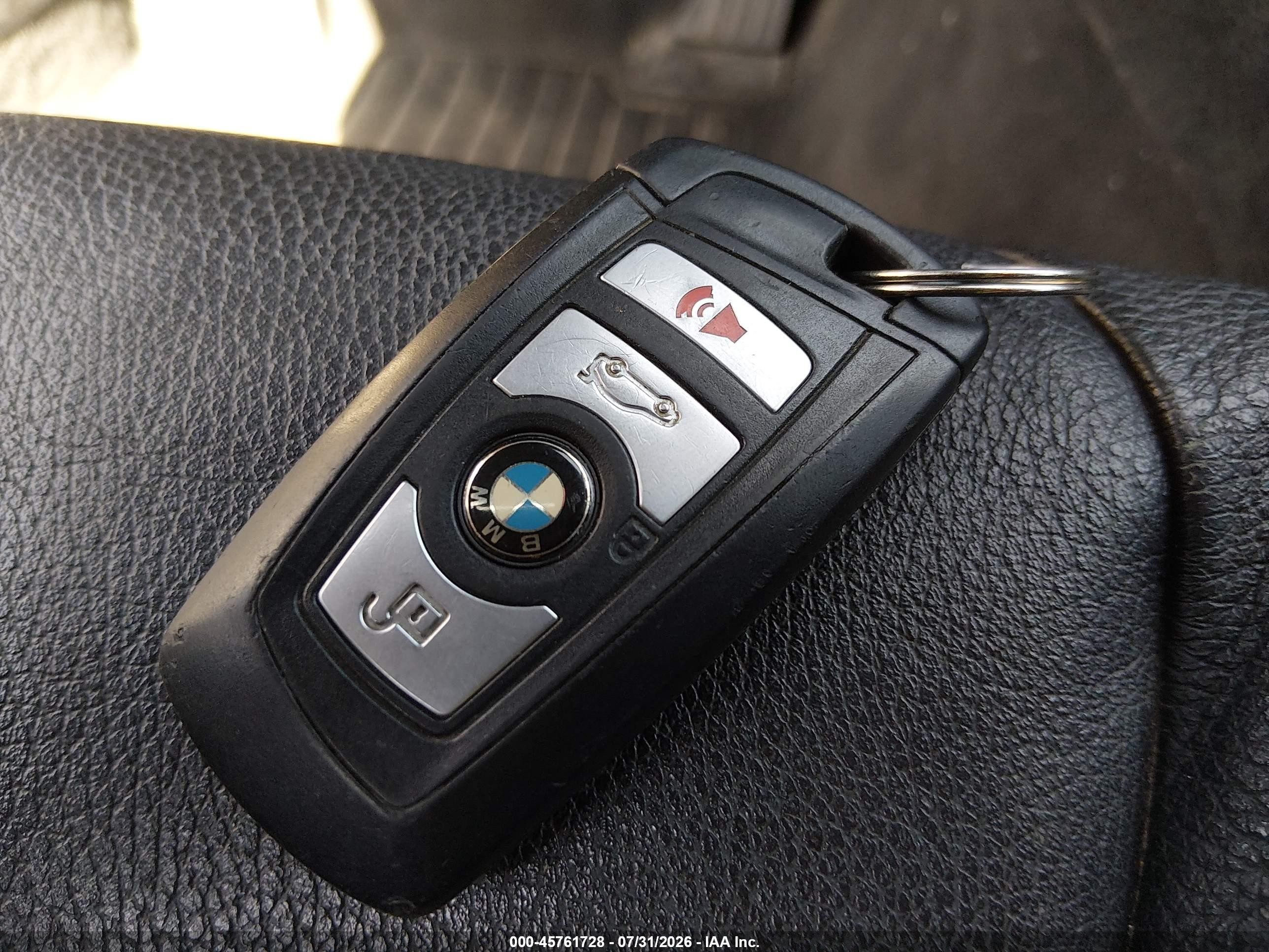 2013 Bmw 528i   Белый vin: WBAXG5C57DD235005