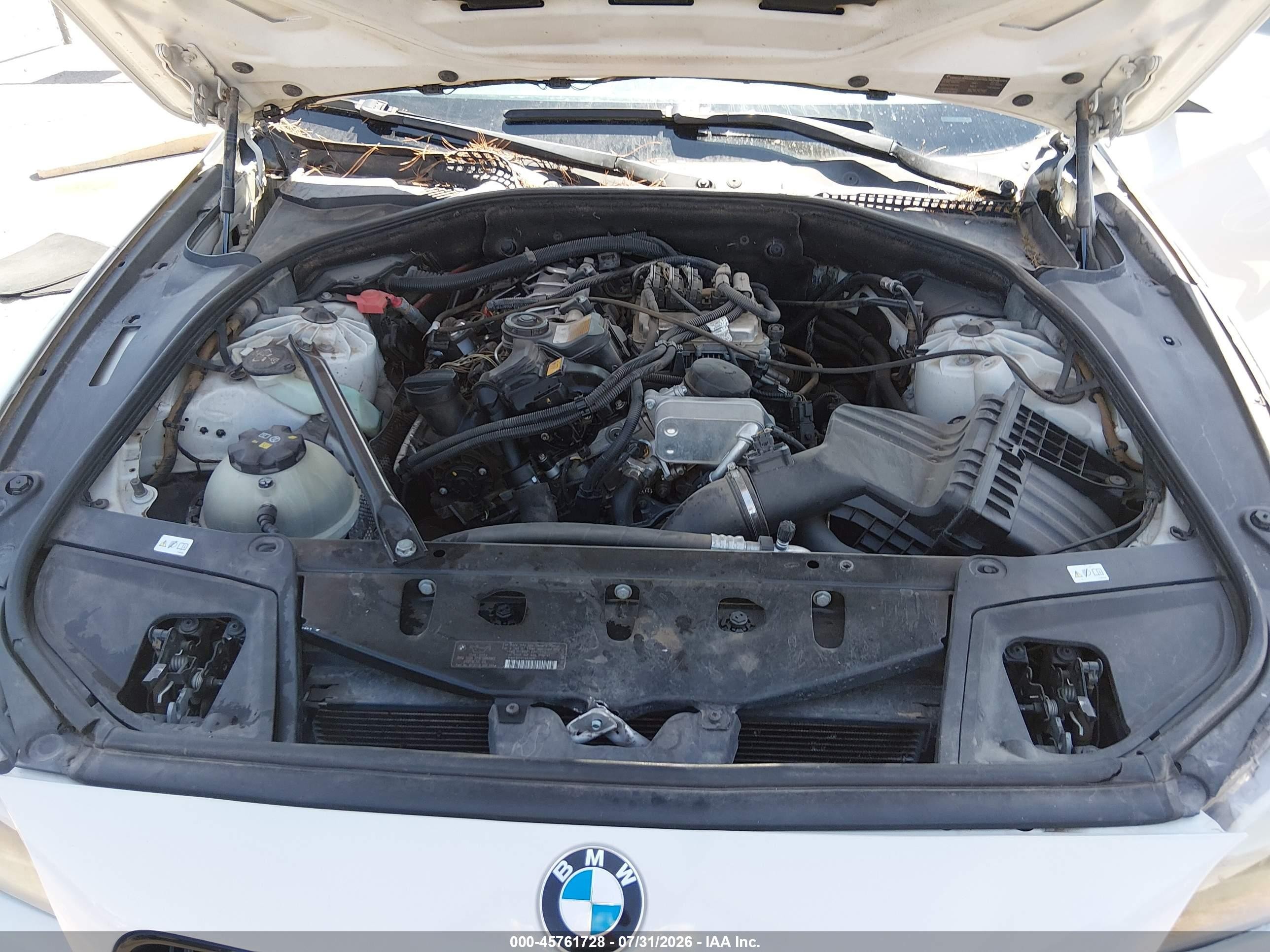 2013 Bmw 528i   Белый vin: WBAXG5C57DD235005