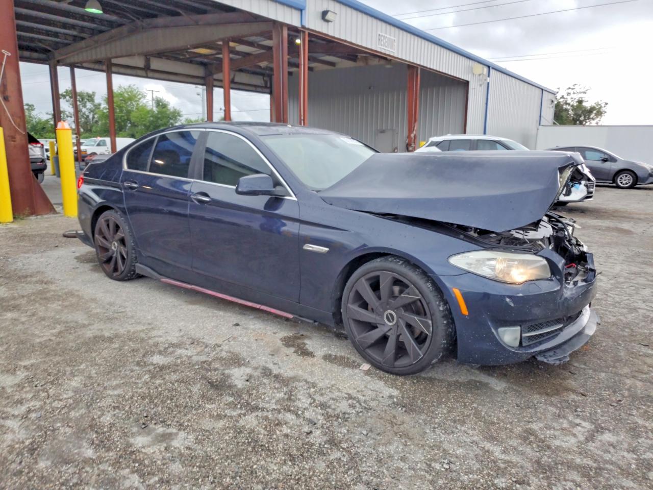 2013 Bmw 528 I Blue vin: WBAXG5C57DD235053