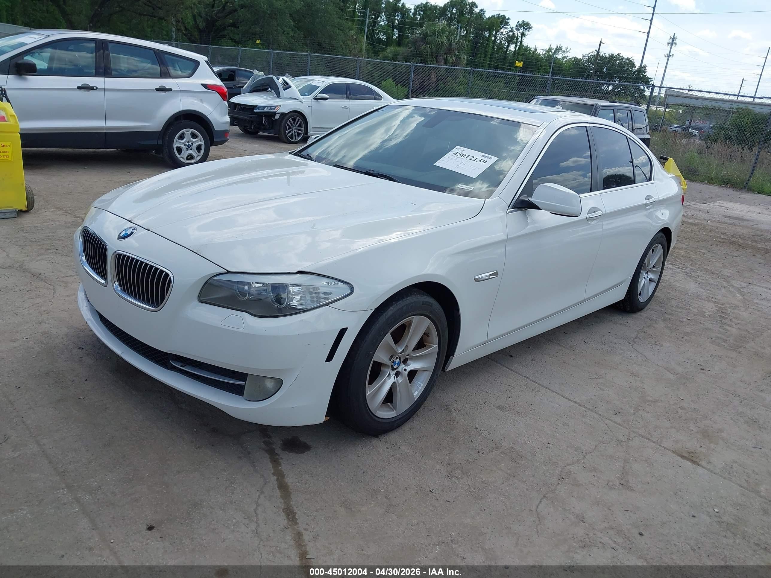 2013 Bmw 528i White vin: WBAXG5C57DDY32428