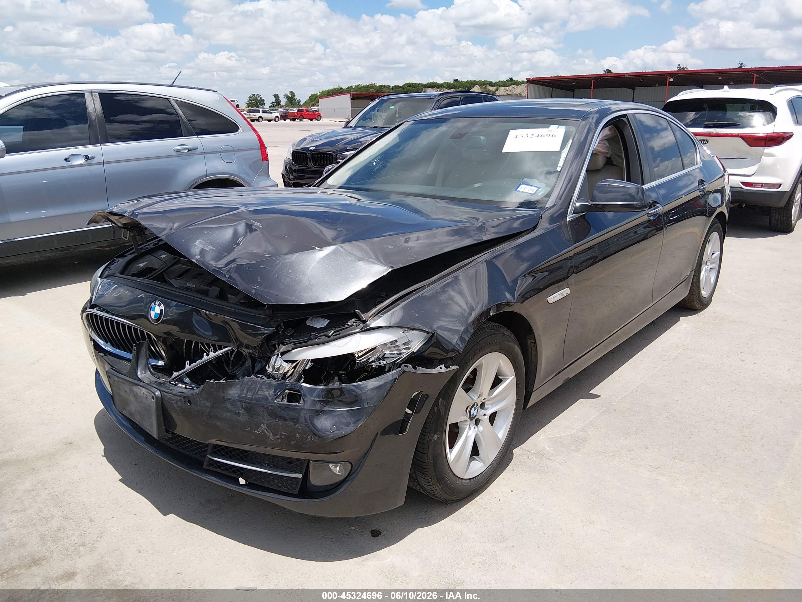 2013 Bmw 528i   Серый vin: WBAXG5C57DDY35314