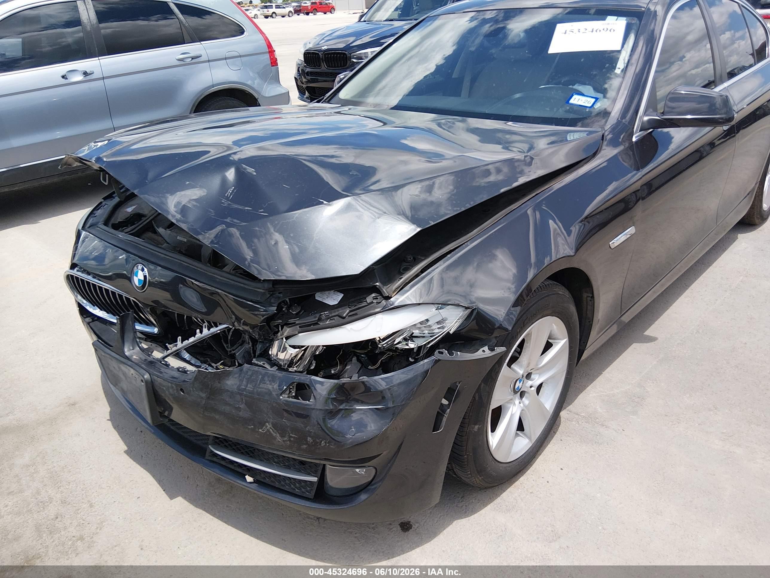 2013 Bmw 528i   Серый vin: WBAXG5C57DDY35314
