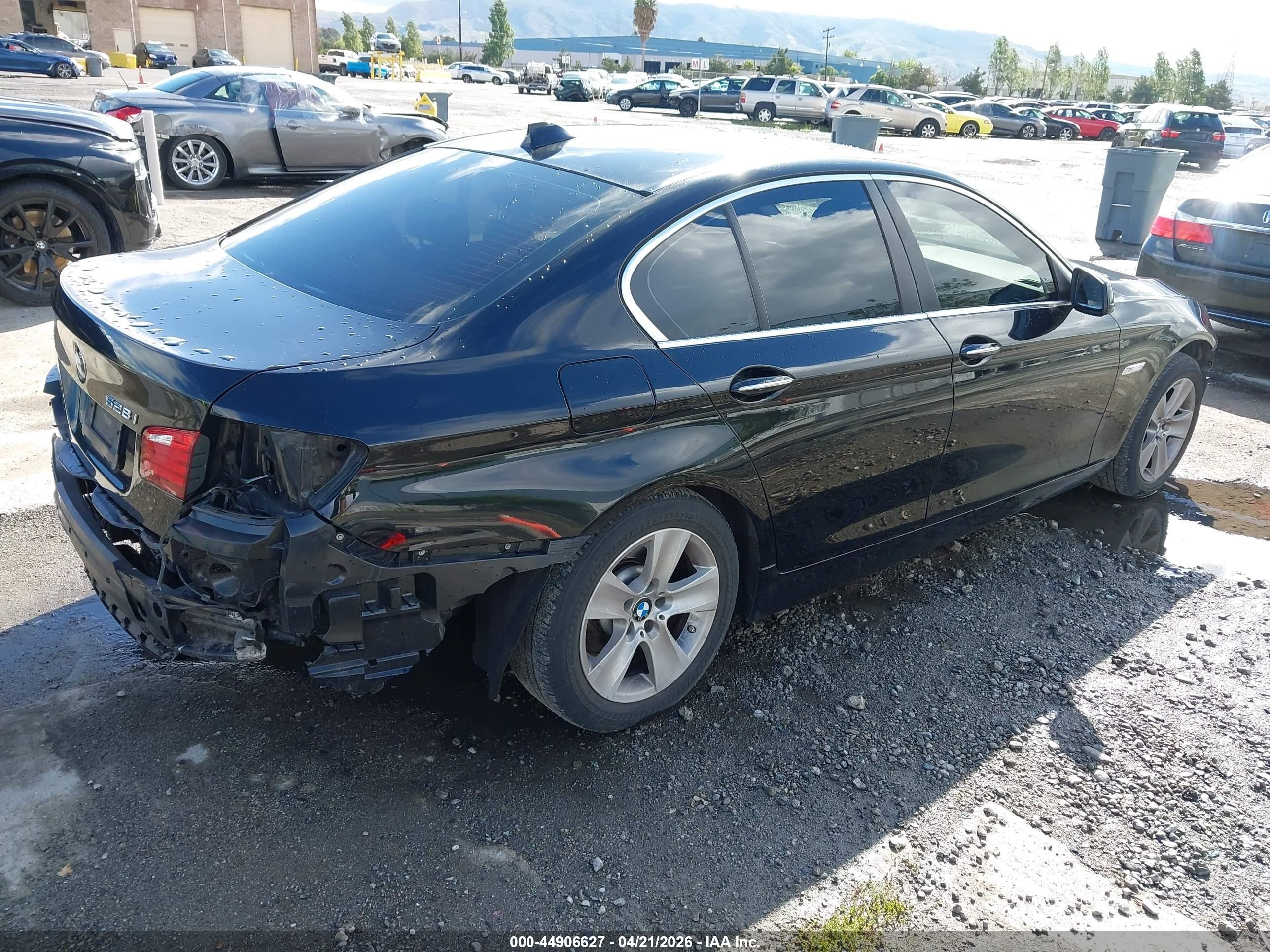 2012 Bmw 528i   Black vin: WBAXG5C58CDW24802