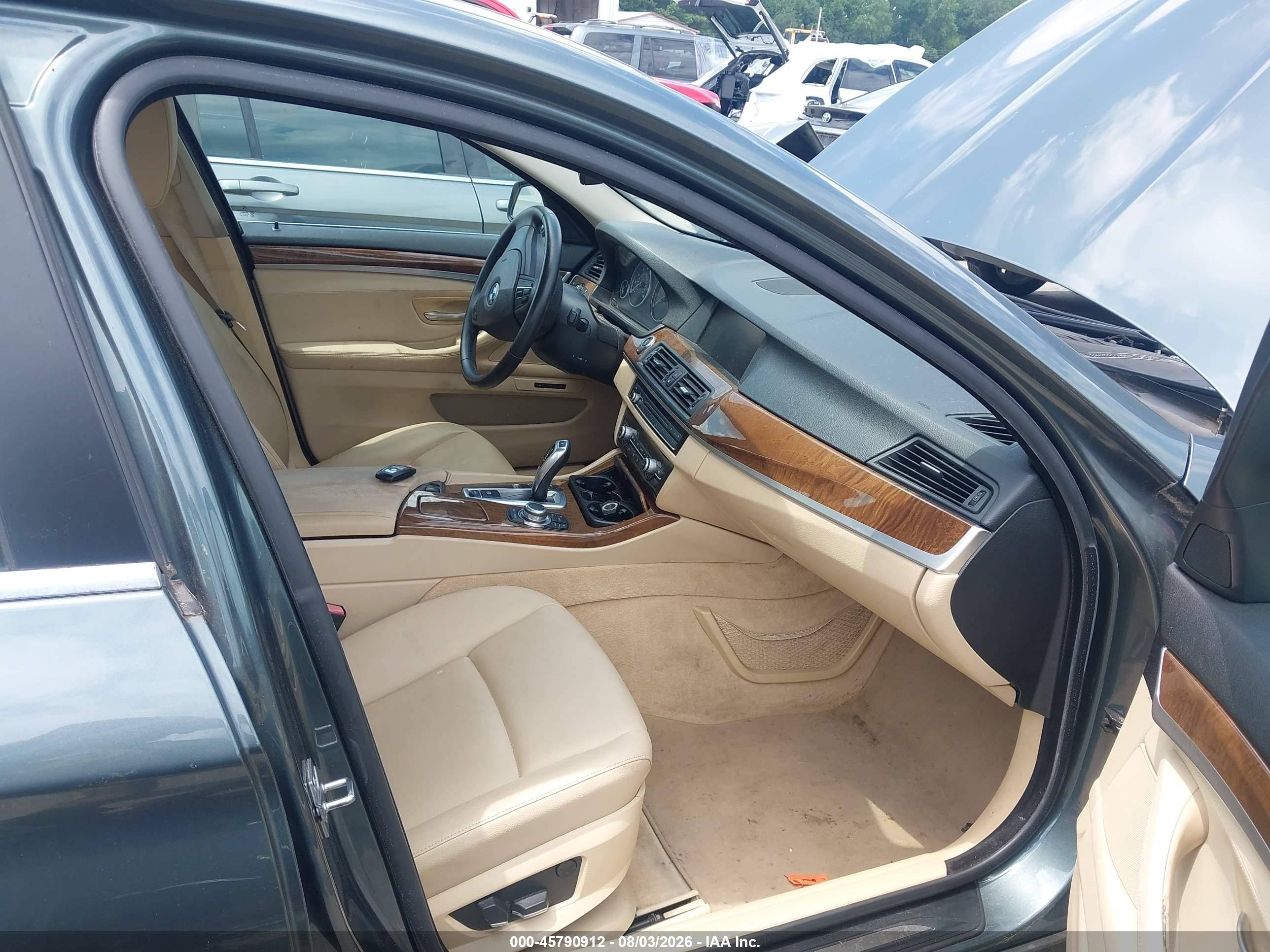 2012 Bmw 528i   Green vin: WBAXG5C58CDY29102