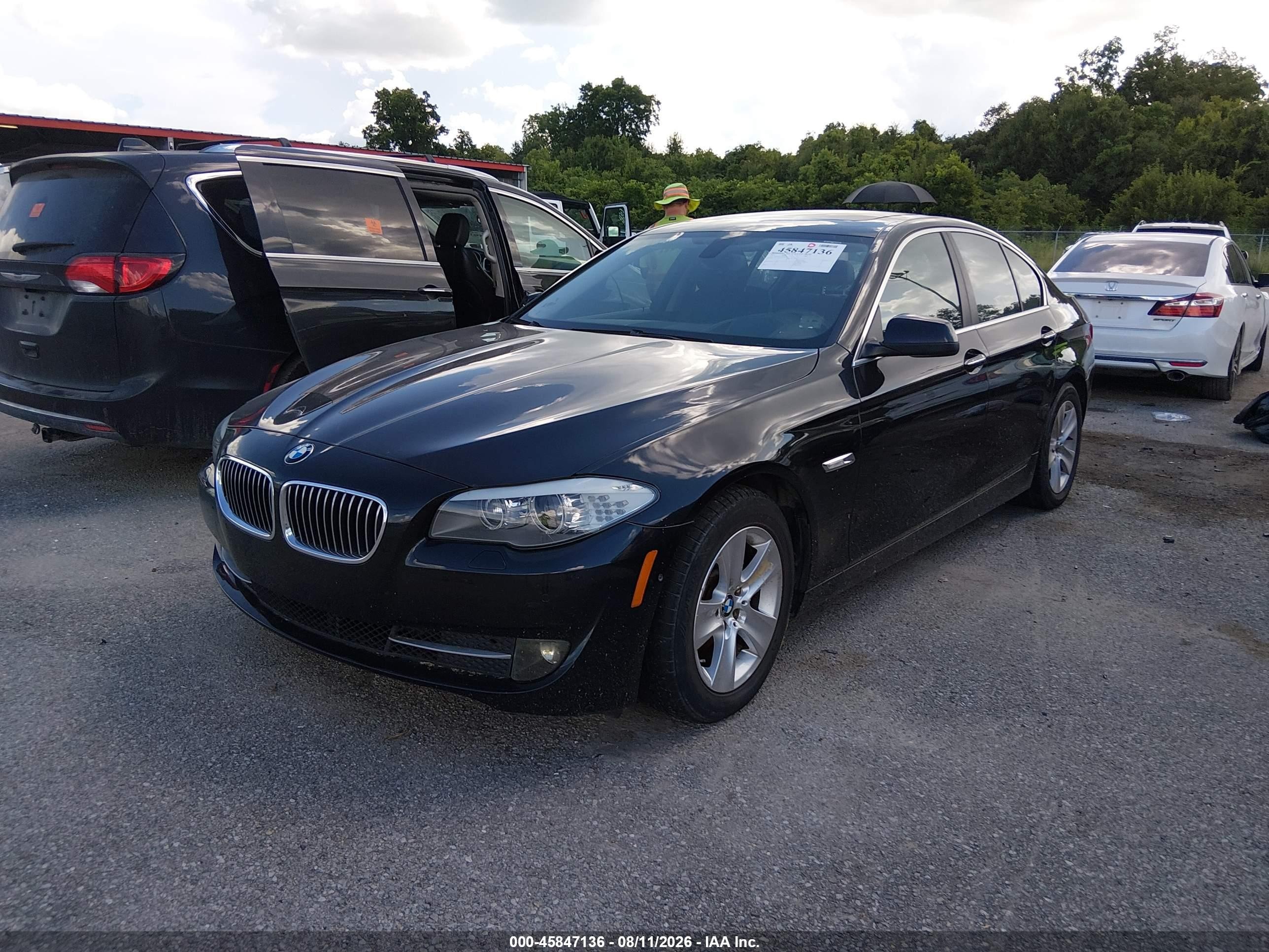 2013 Bmw 528i   Black vin: WBAXG5C58DD229679