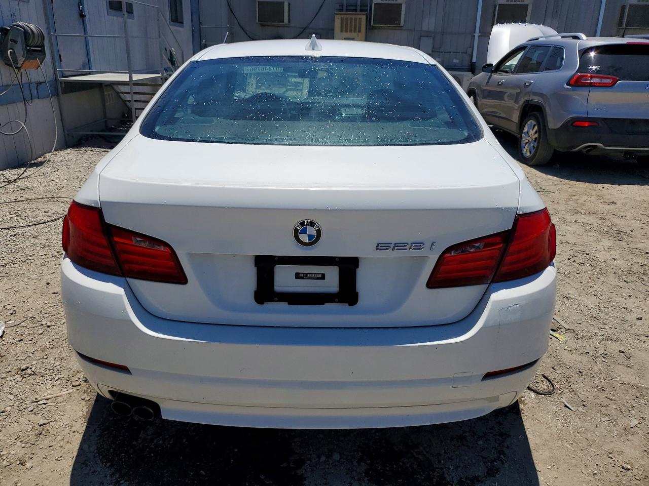 2013 Bmw 528 I Белый vin: WBAXG5C58DDY30977