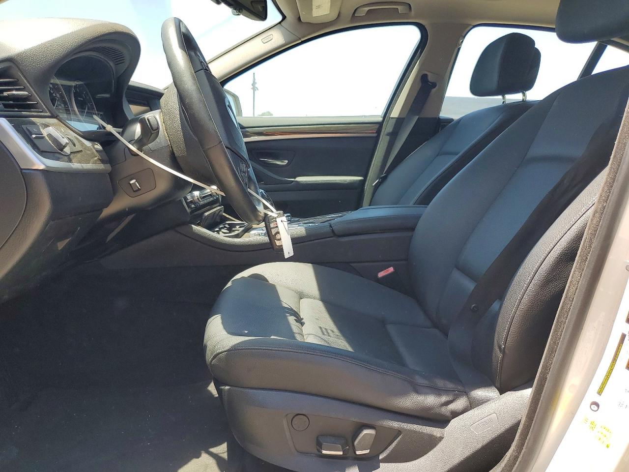 2013 Bmw 528 I Белый vin: WBAXG5C58DDY30977