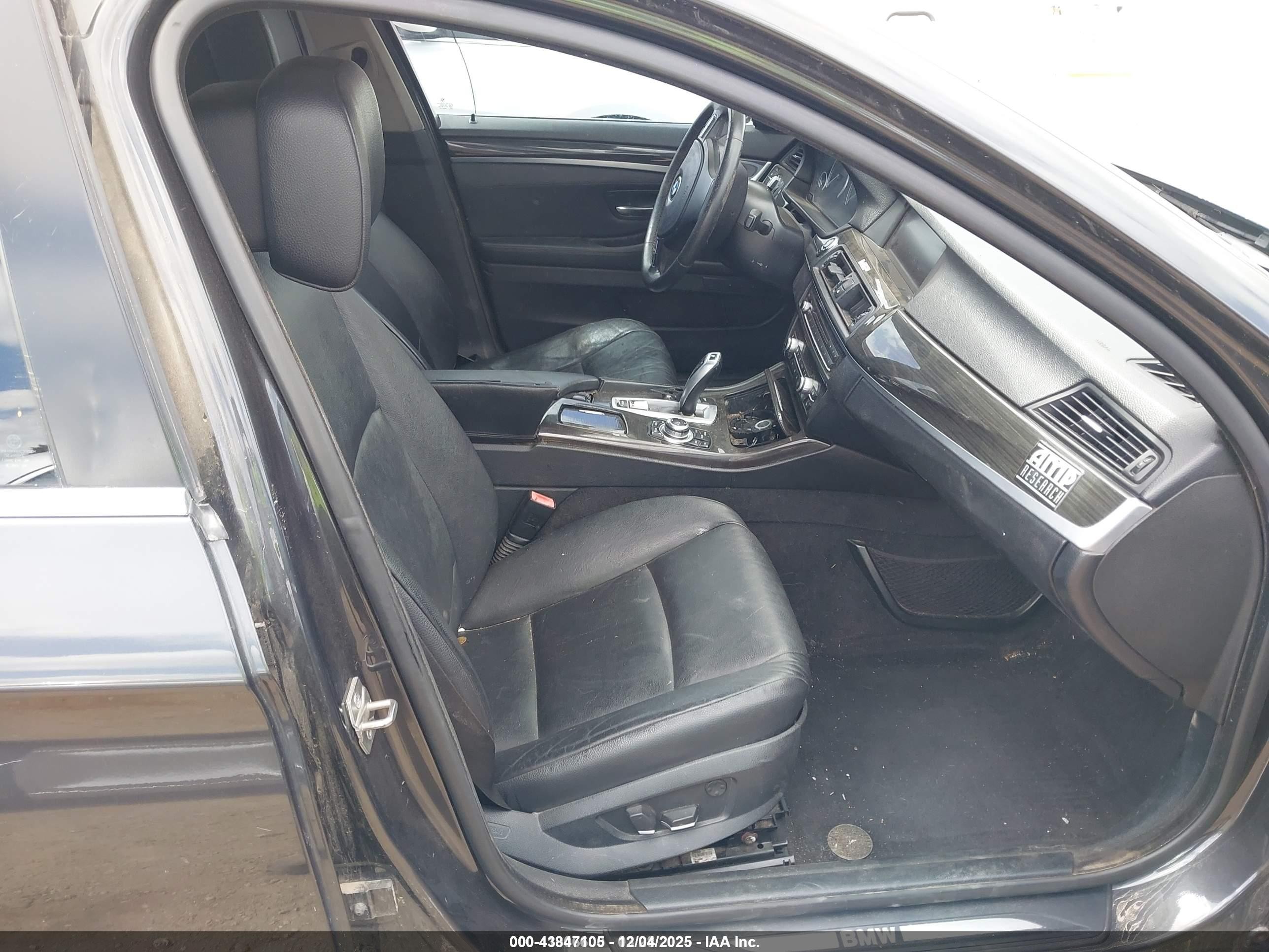 2013 Bmw 528i   Black vin: WBAXG5C58DDY31076