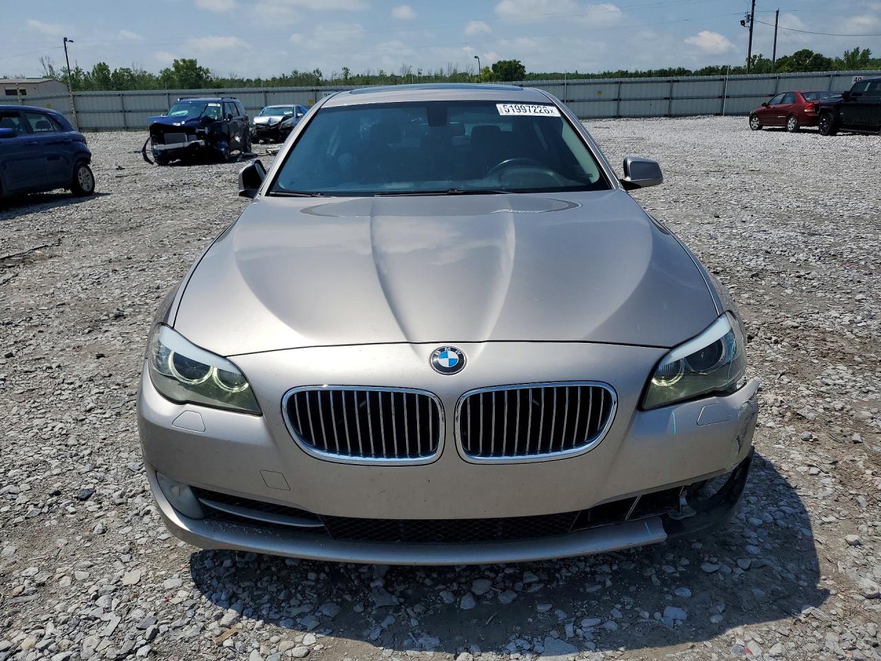 2013 Bmw 528 I Cream vin: WBAXG5C59DD228508