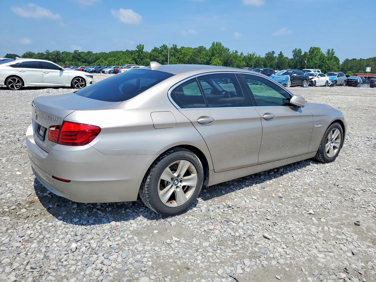 2013 Bmw 528 I Cream vin: WBAXG5C59DD228508