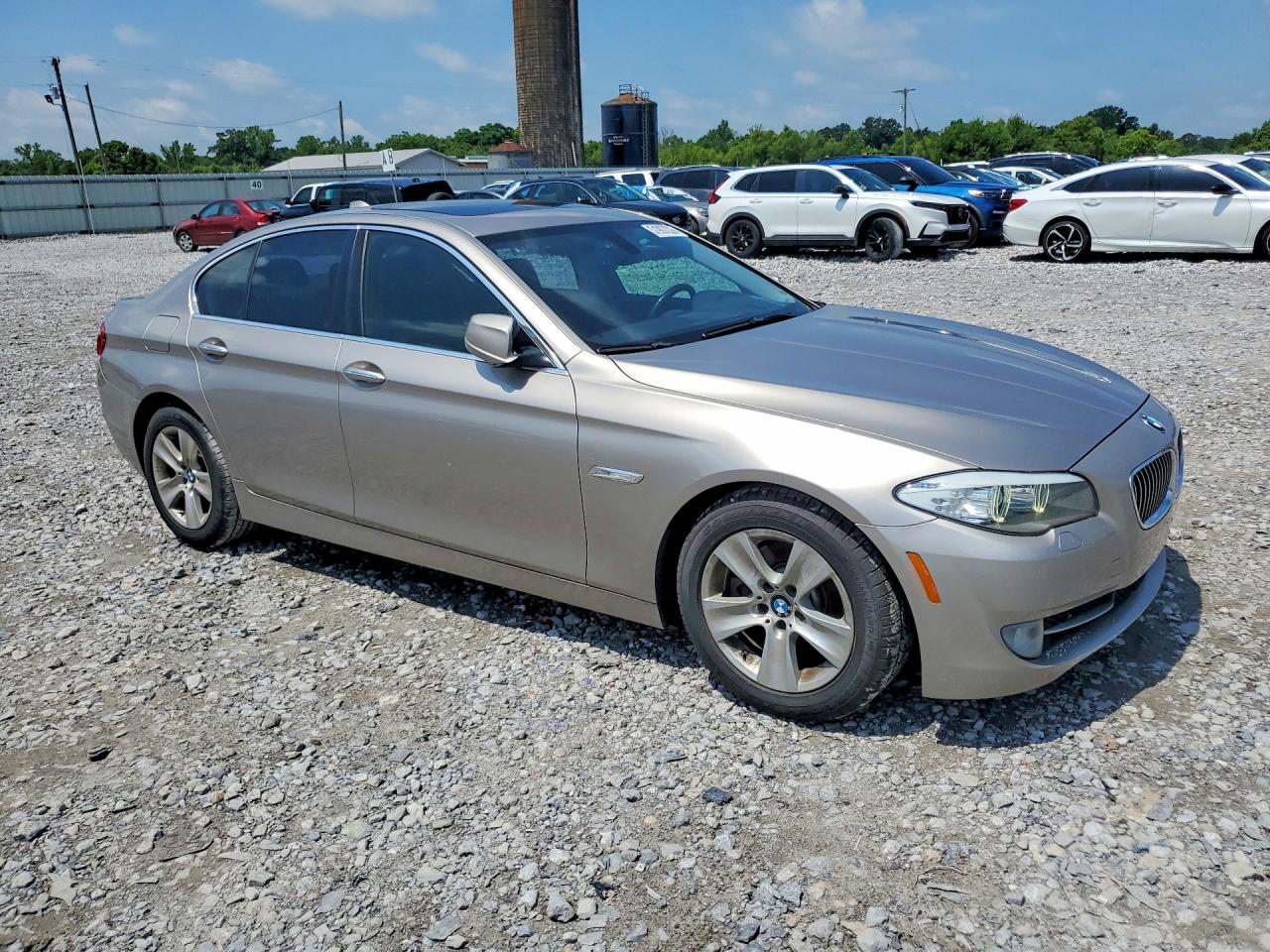 2013 Bmw 528 I Cream vin: WBAXG5C59DD228508