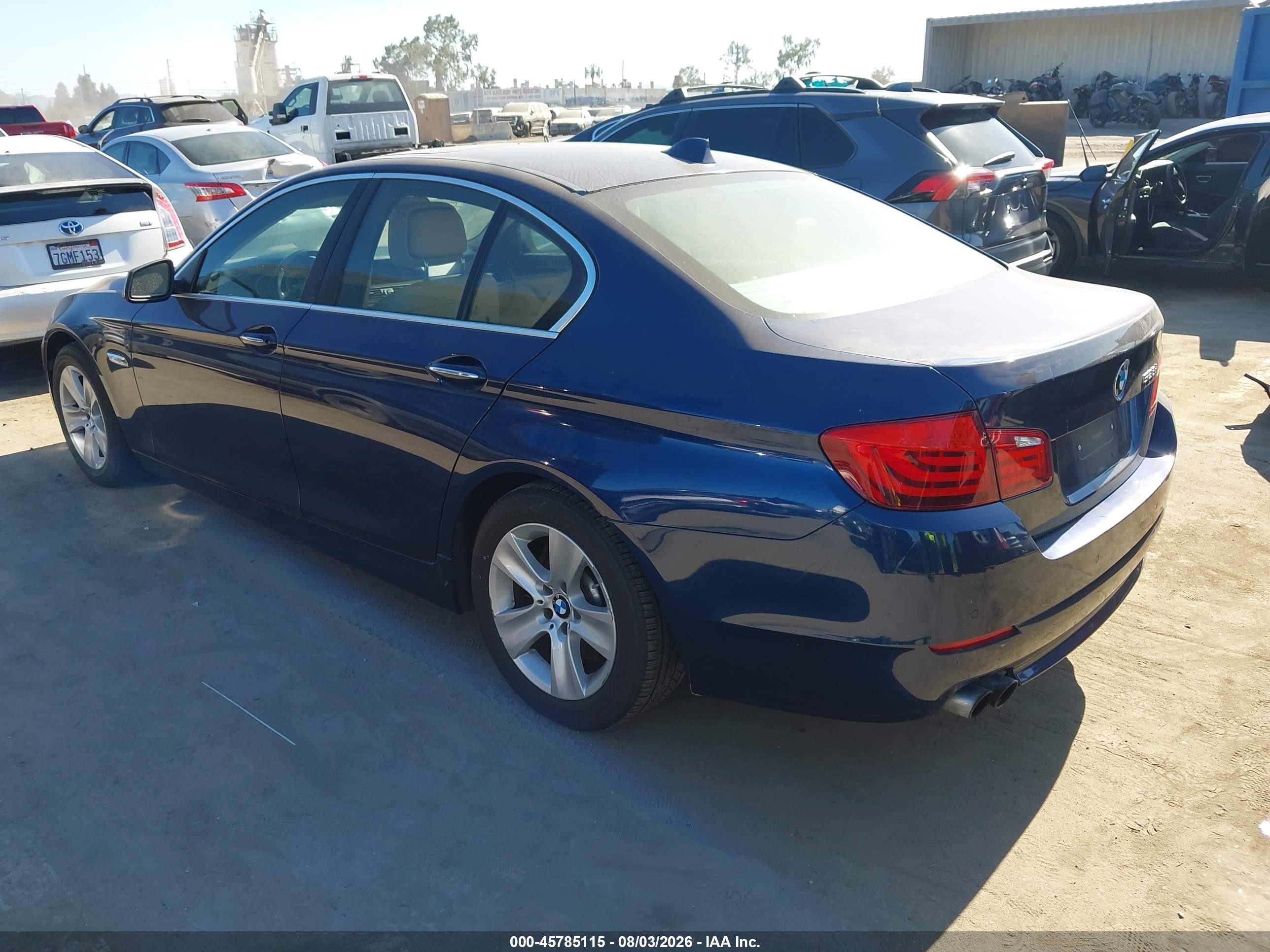 2013 Bmw 528i   Blue vin: WBAXG5C59DD228931