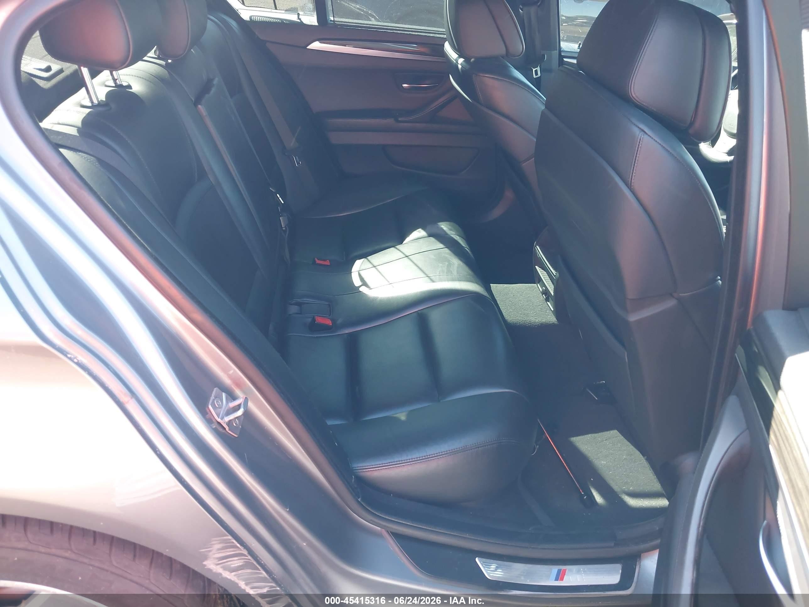 2013 Bmw 528i   Серый vin: WBAXG5C59DD229139