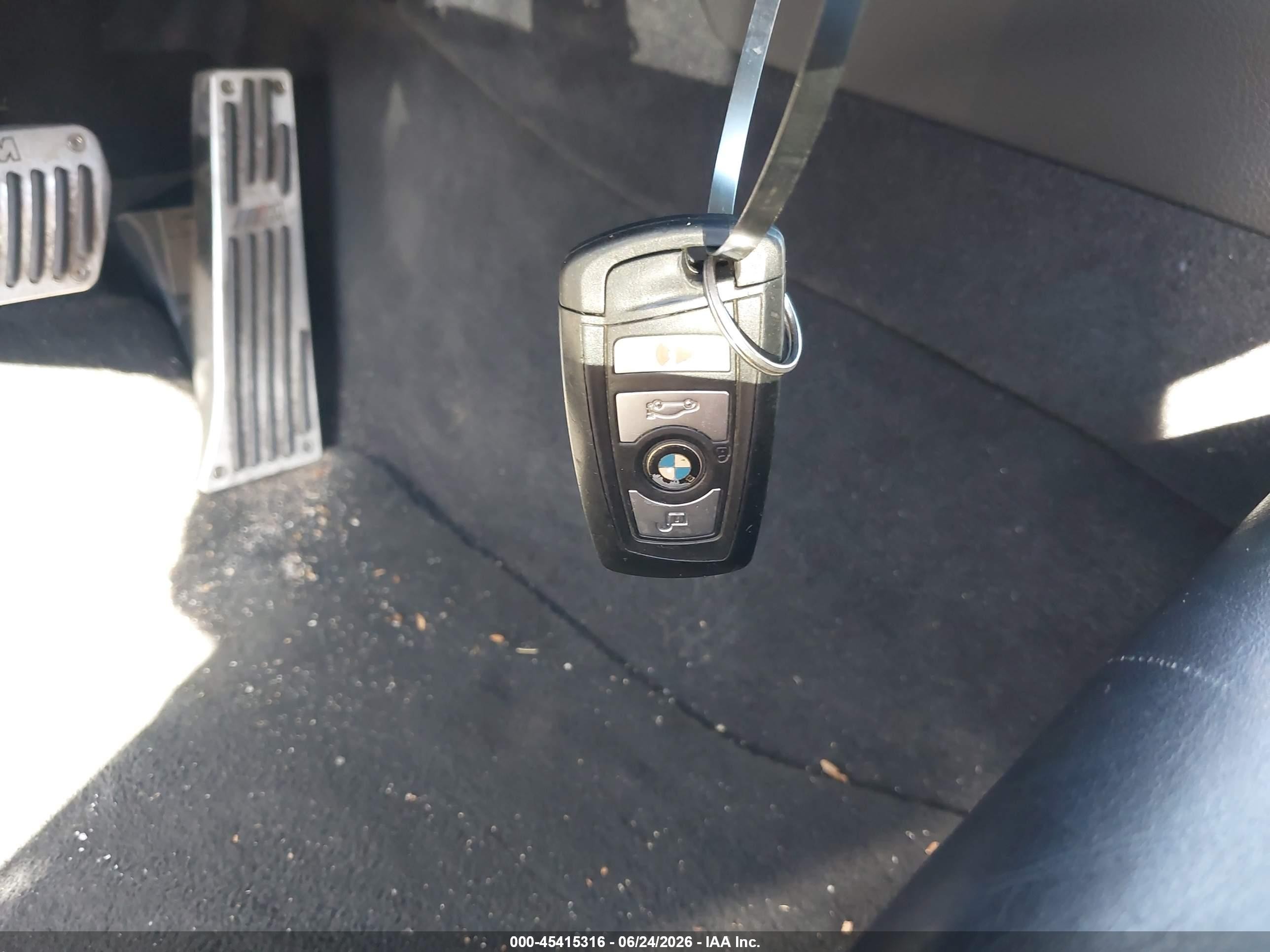 2013 Bmw 528i   Серый vin: WBAXG5C59DD229139