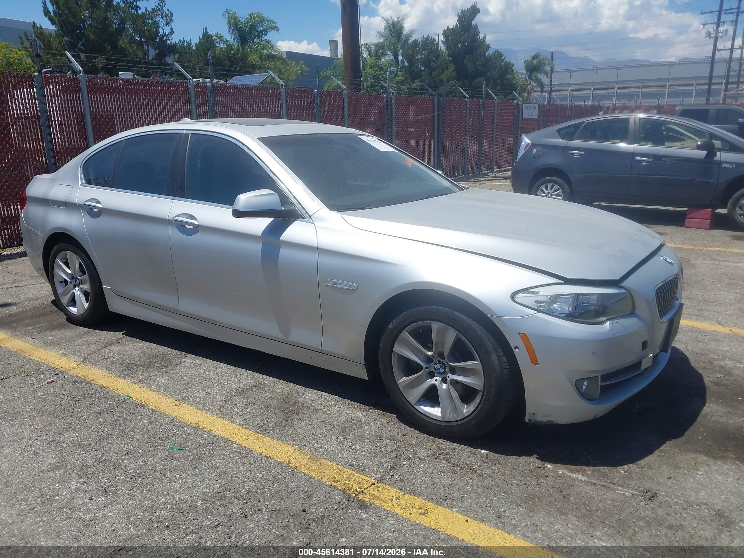 2013 Bmw 528i   Silver vin: WBAXG5C59DDY35847