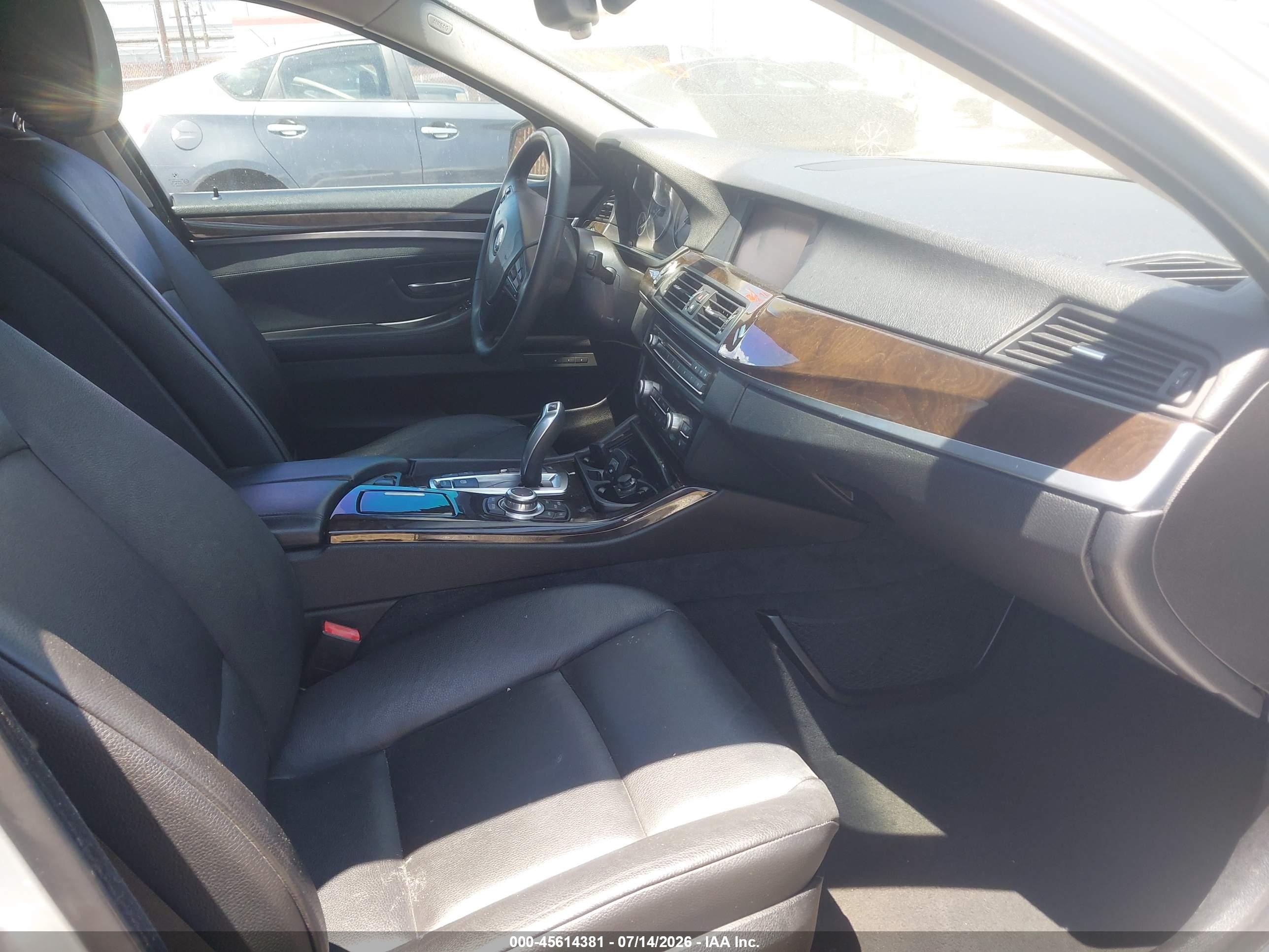 2013 Bmw 528i   Silver vin: WBAXG5C59DDY35847