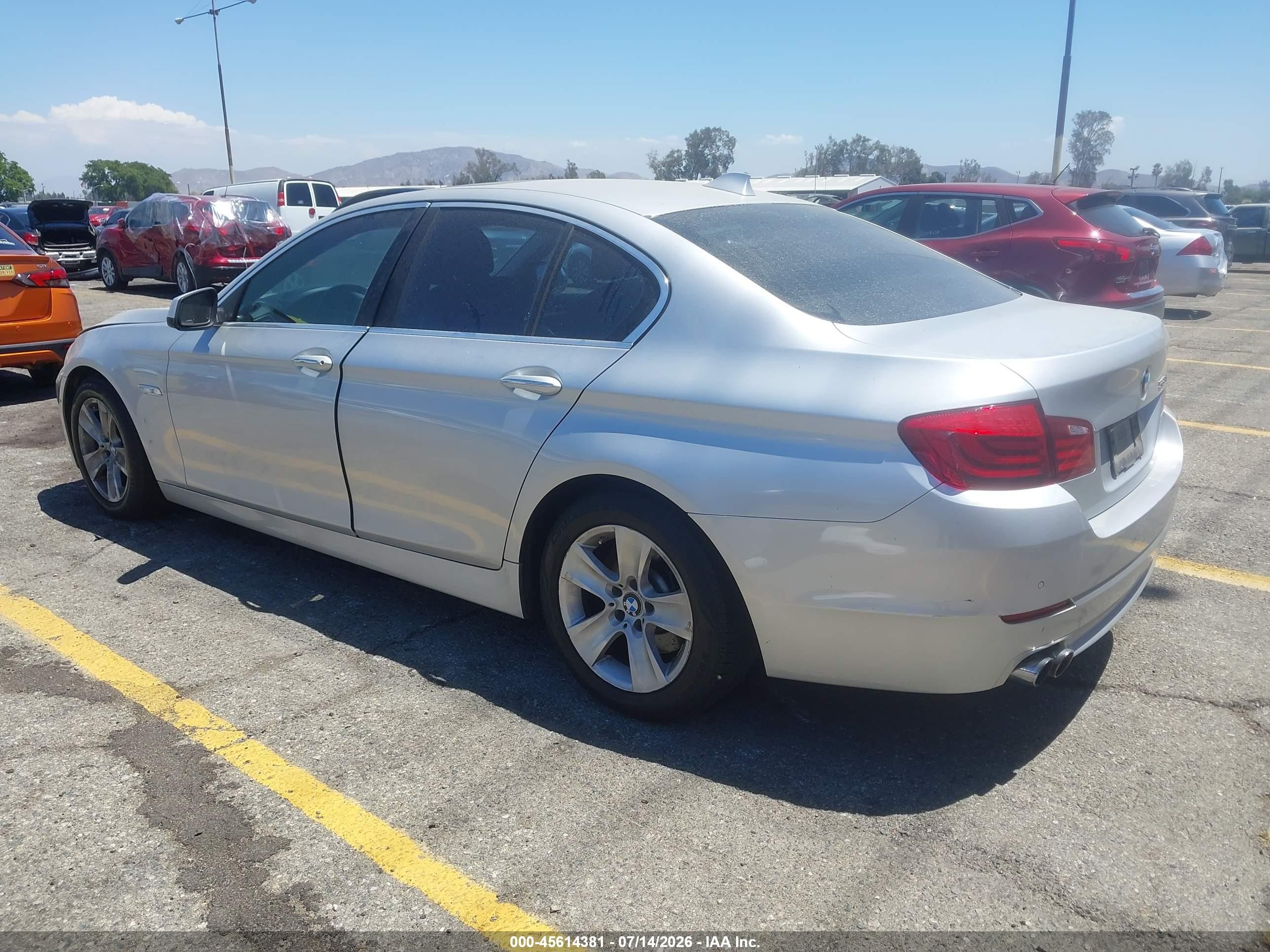 2013 Bmw 528i   Silver vin: WBAXG5C59DDY35847