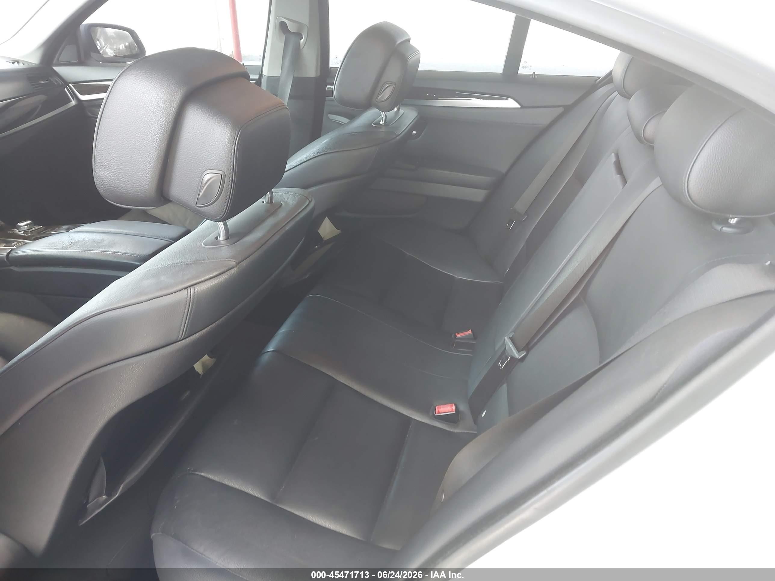 2012 Bmw 528i   Серебряный vin: WBAXG5C5XCDW92213