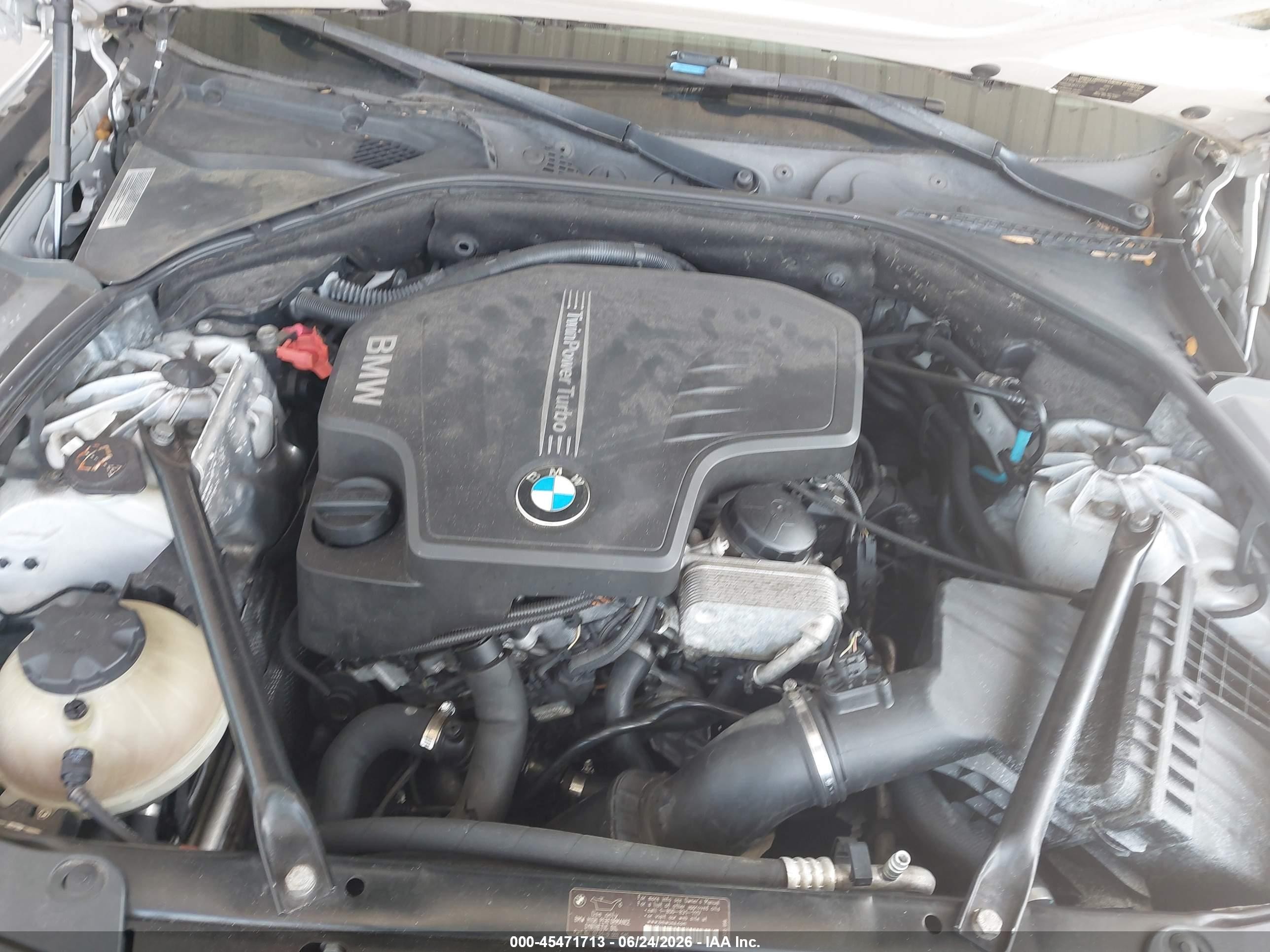 2012 Bmw 528i   Серебряный vin: WBAXG5C5XCDW92213