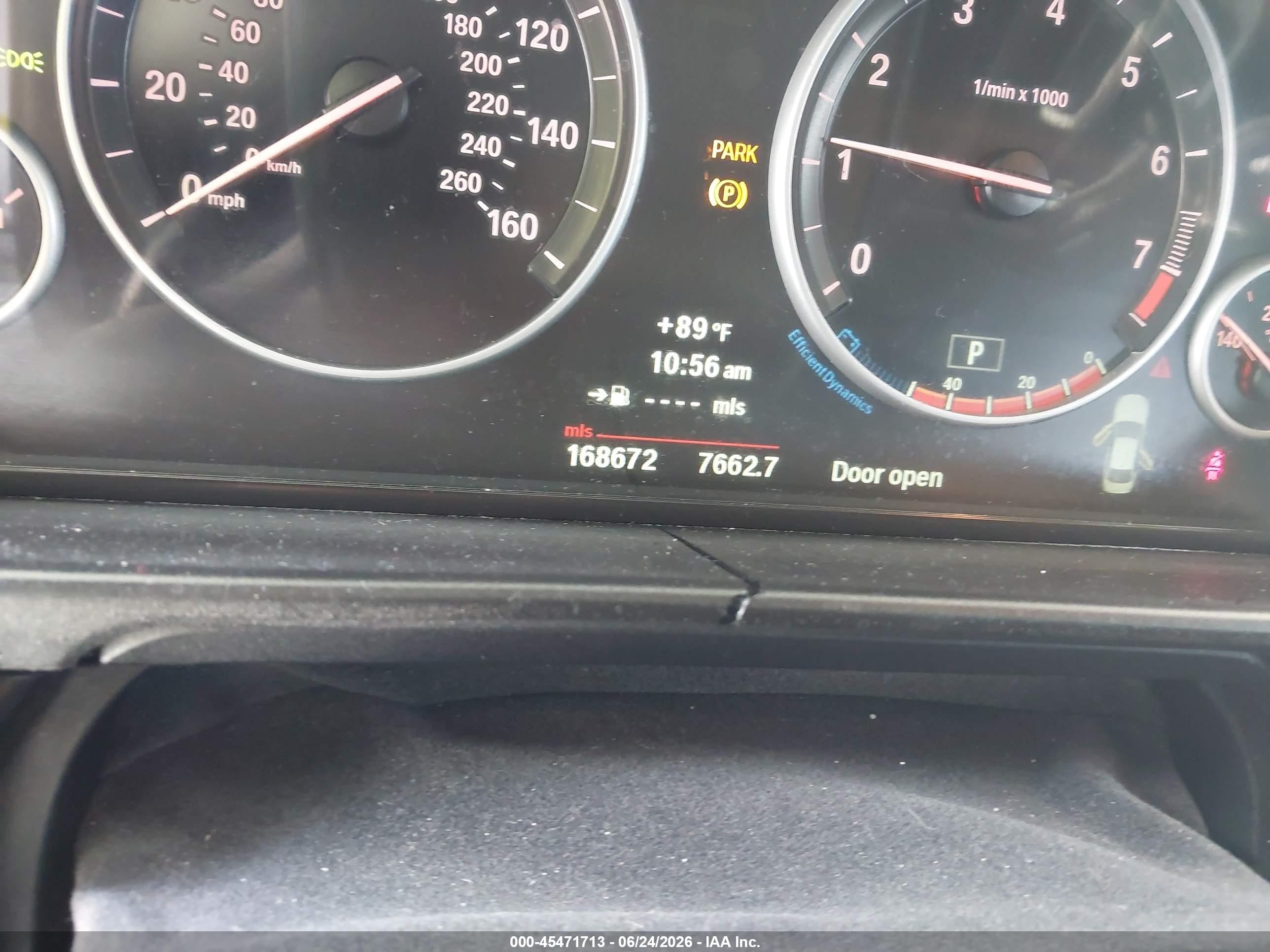 2012 Bmw 528i   Серебряный vin: WBAXG5C5XCDW92213