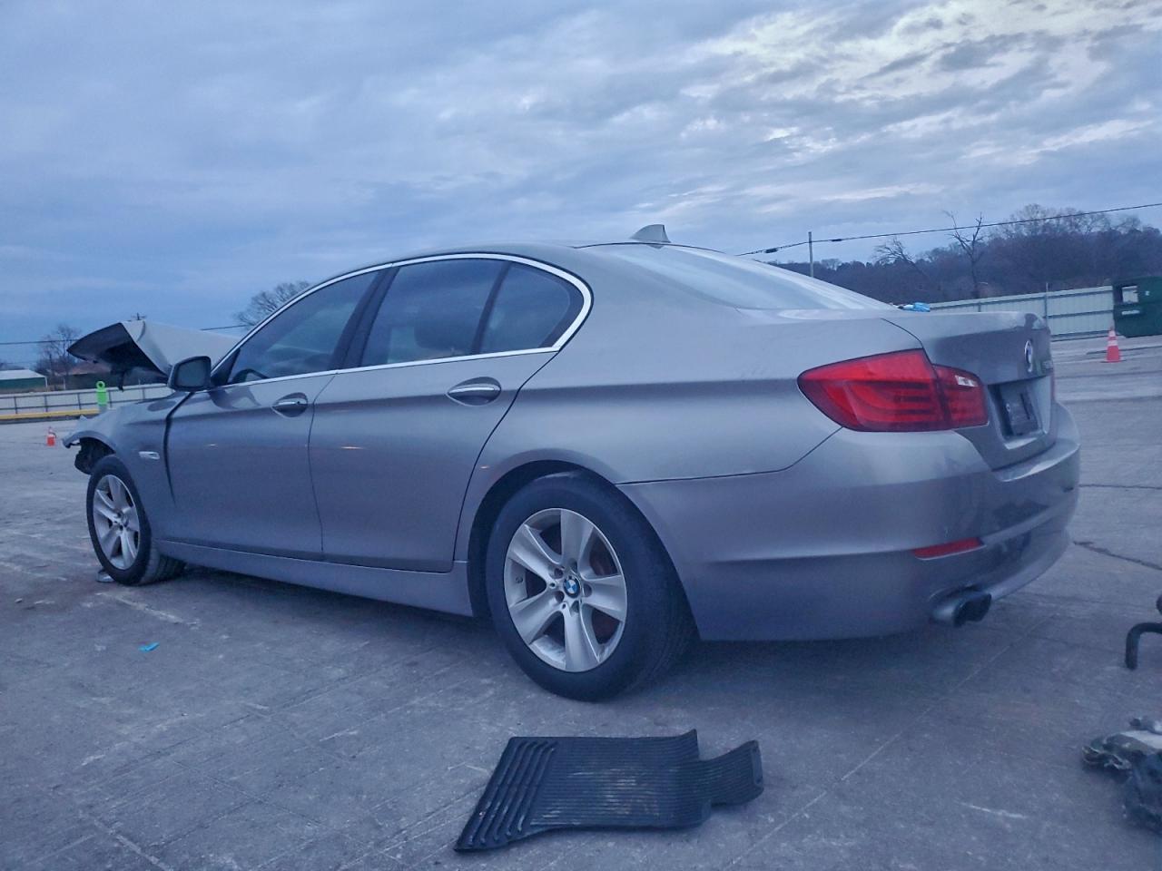 2013 Bmw 528 I Серый vin: WBAXG5C5XDDY31497