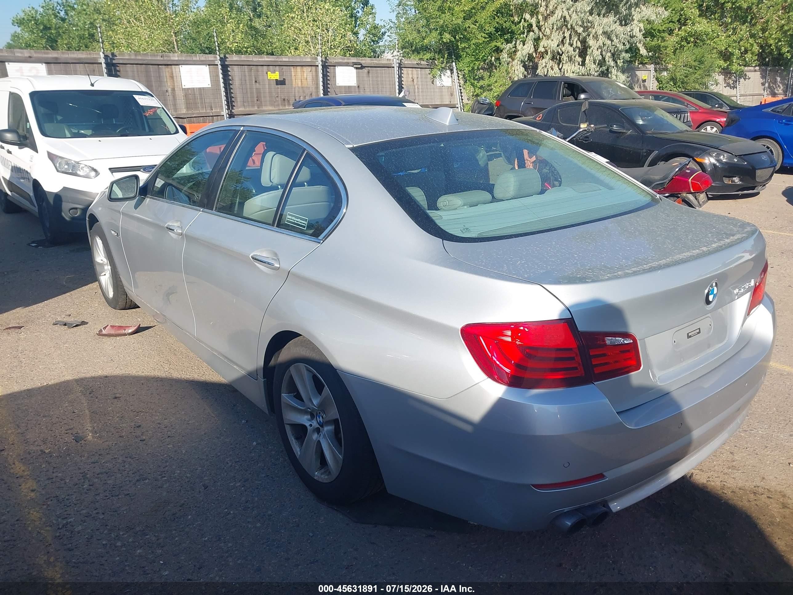 2012 Bmw 528i Xdrive Silver vin: WBAXH5C50CDW03598