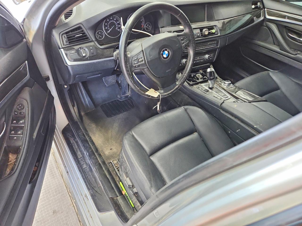 2012 Bmw 528 Xi Silver vin: WBAXH5C50CDW06422