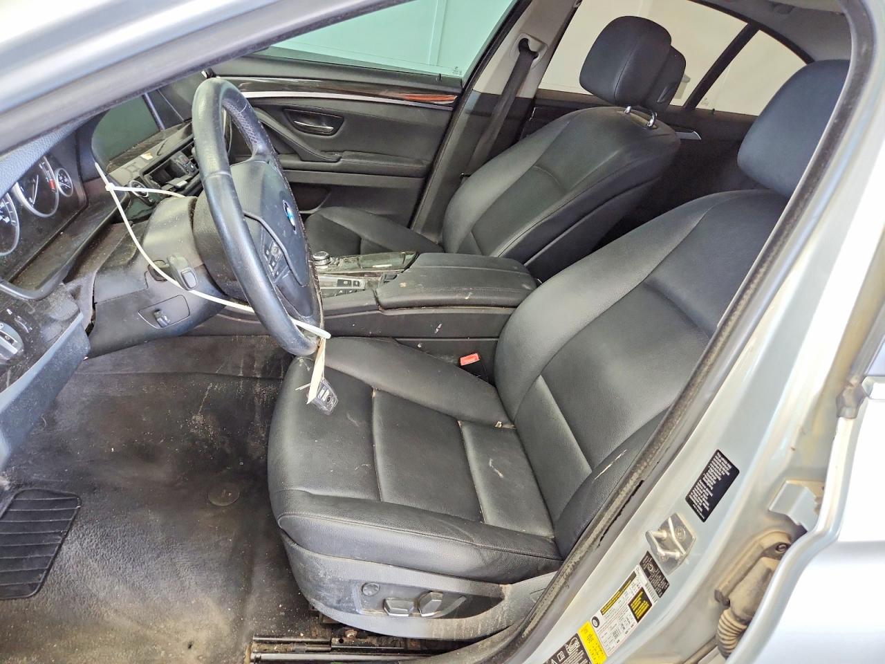 2012 Bmw 528 Xi Silver vin: WBAXH5C50CDW06422