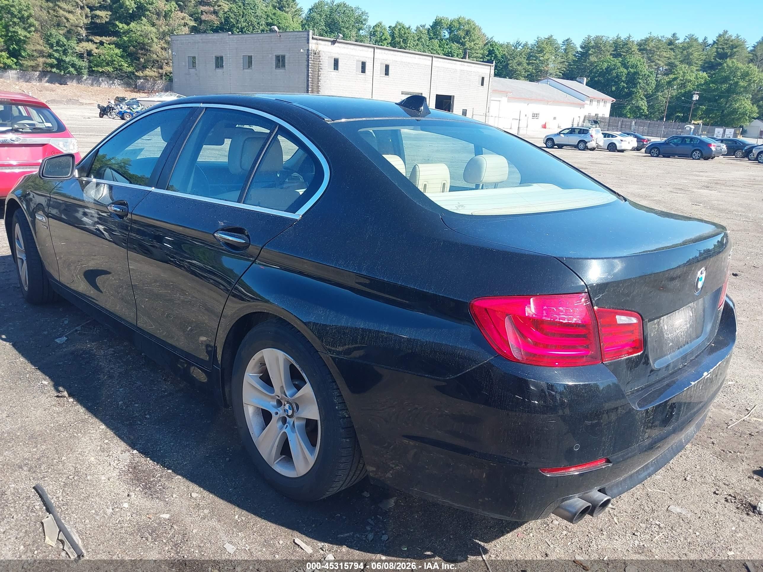 2012 Bmw 528i Xdrive Black vin: WBAXH5C50CDW06484