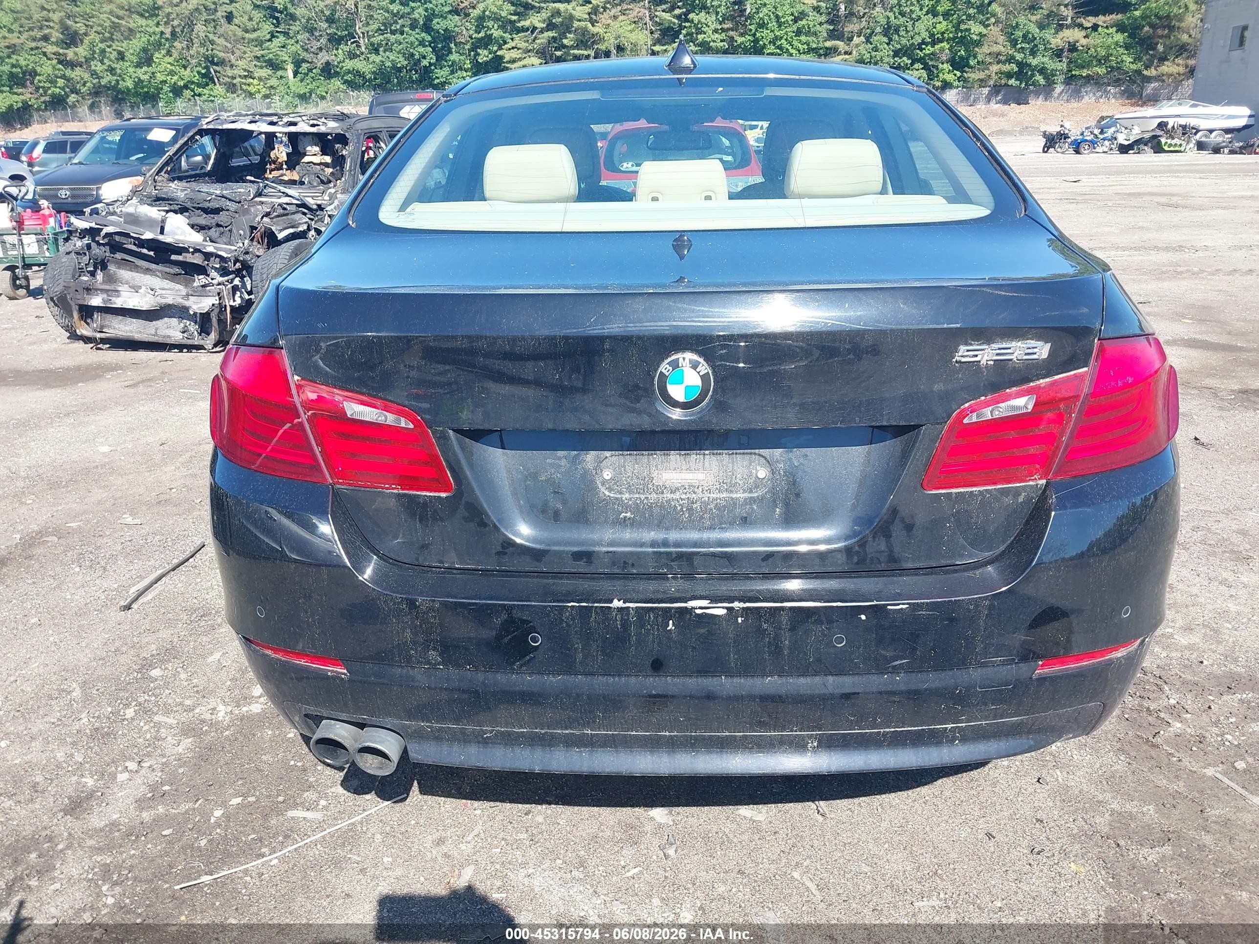 2012 Bmw 528i Xdrive Black vin: WBAXH5C50CDW06484