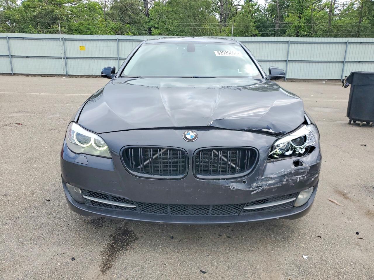 2012 Bmw 528 Xi Серый vin: WBAXH5C50CDW08543