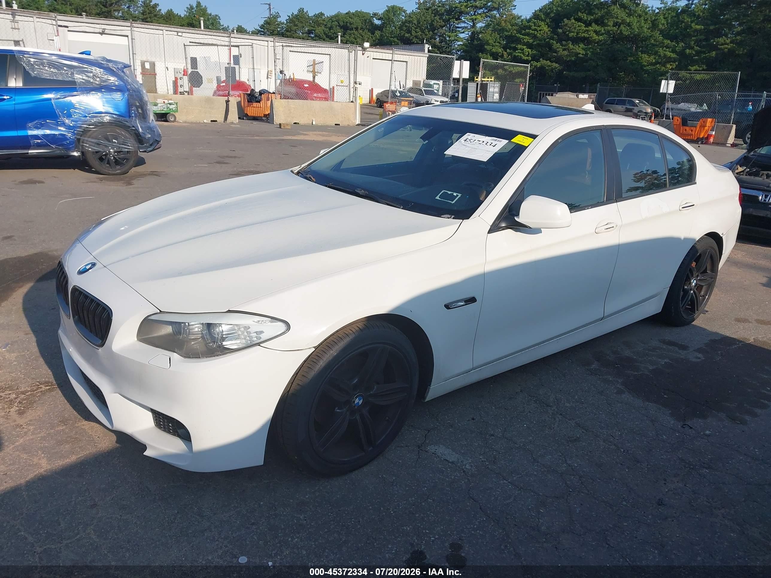2013 Bmw 528i Xdrive White vin: WBAXH5C50DD108531