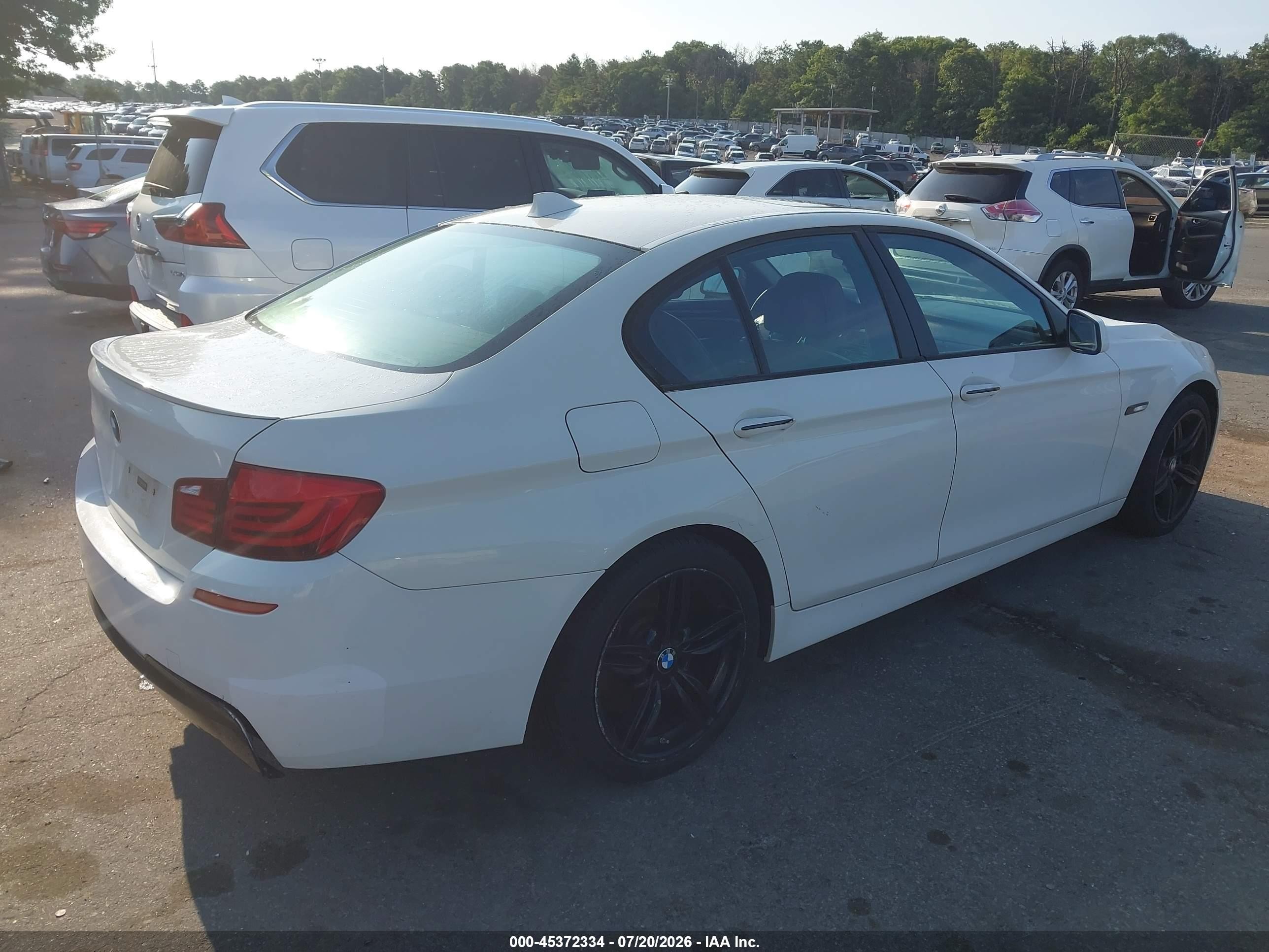 2013 Bmw 528i Xdrive White vin: WBAXH5C50DD108531