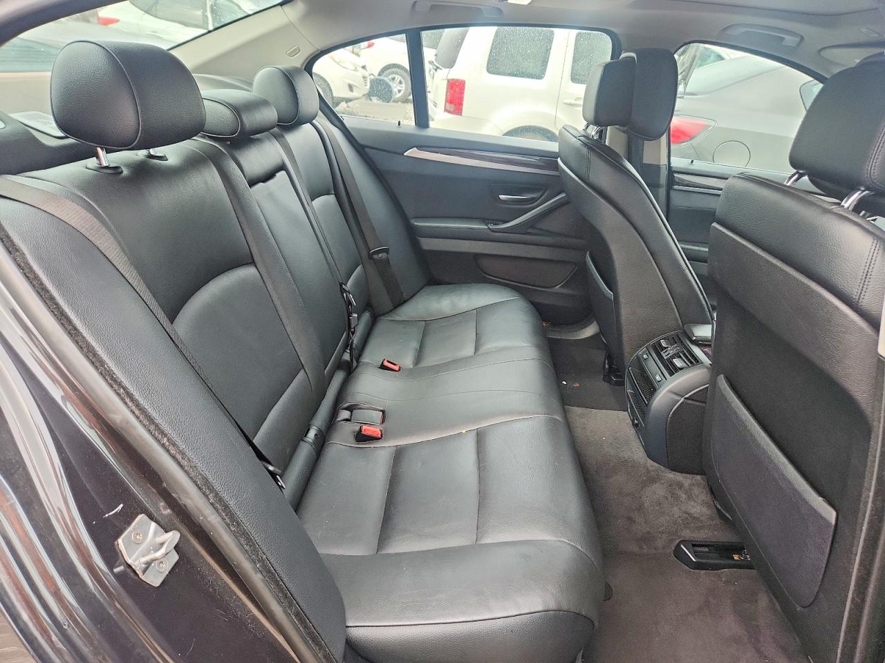 2013 Bmw 528 Xi Black vin: WBAXH5C50DD110294