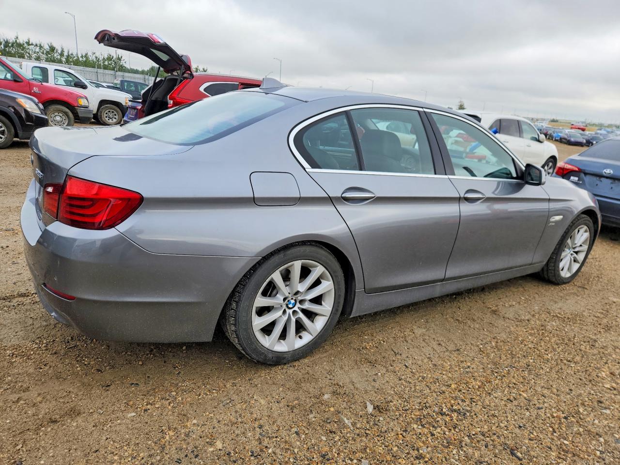 2012 Bmw 528 Xi Gray vin: WBAXH5C51CDW03027