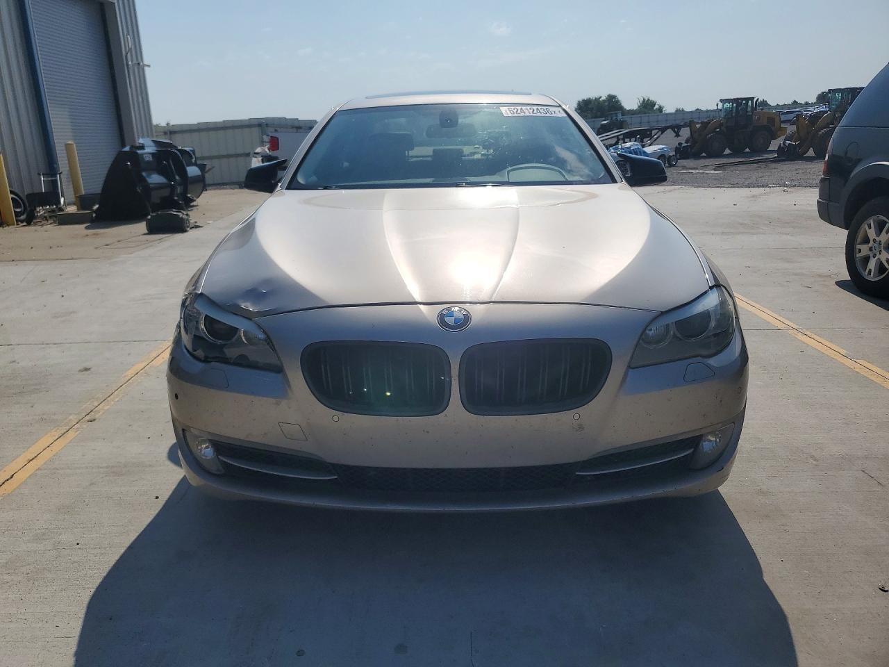 2012 Bmw 528 Xi Silver vin: WBAXH5C51CDW09037