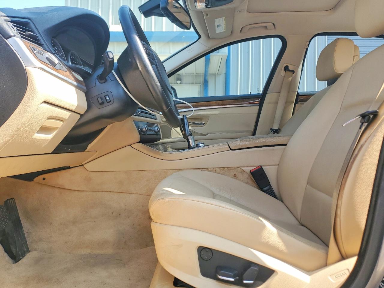 2012 Bmw 528 Xi Silver vin: WBAXH5C51CDW09037