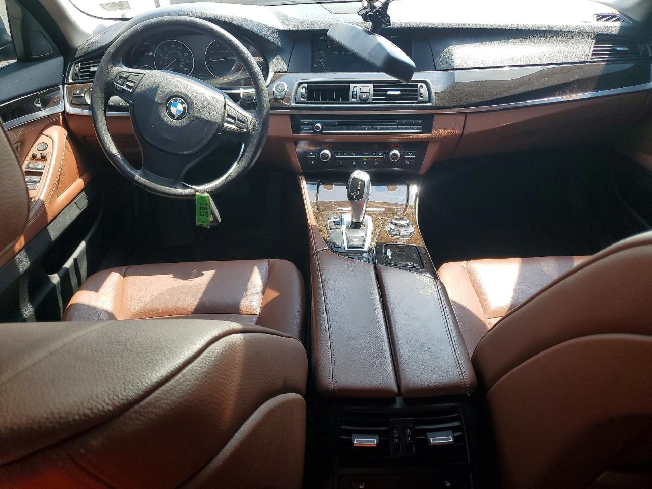 2013 Bmw 528 Xi White vin: WBAXH5C51DD111163