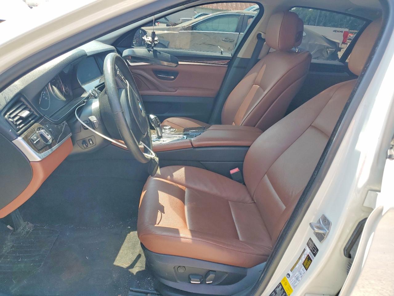 2013 Bmw 528 Xi White vin: WBAXH5C51DD111163