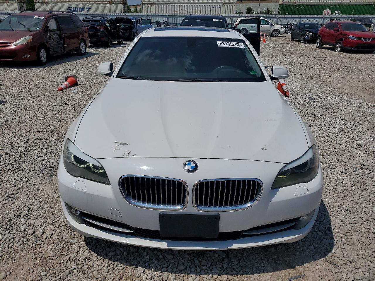 2013 Bmw 528 Xi White vin: WBAXH5C51DD111163