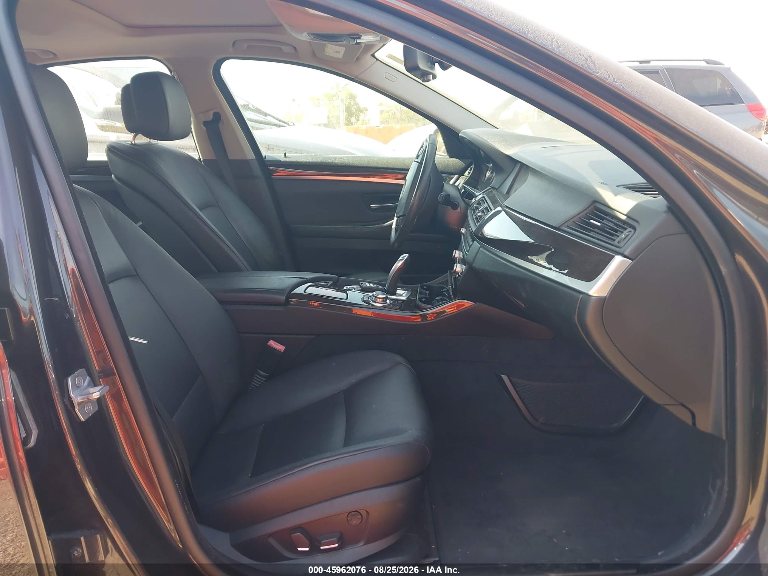 2013 Bmw 528i Xdrive Черный vin: WBAXH5C51DD112040