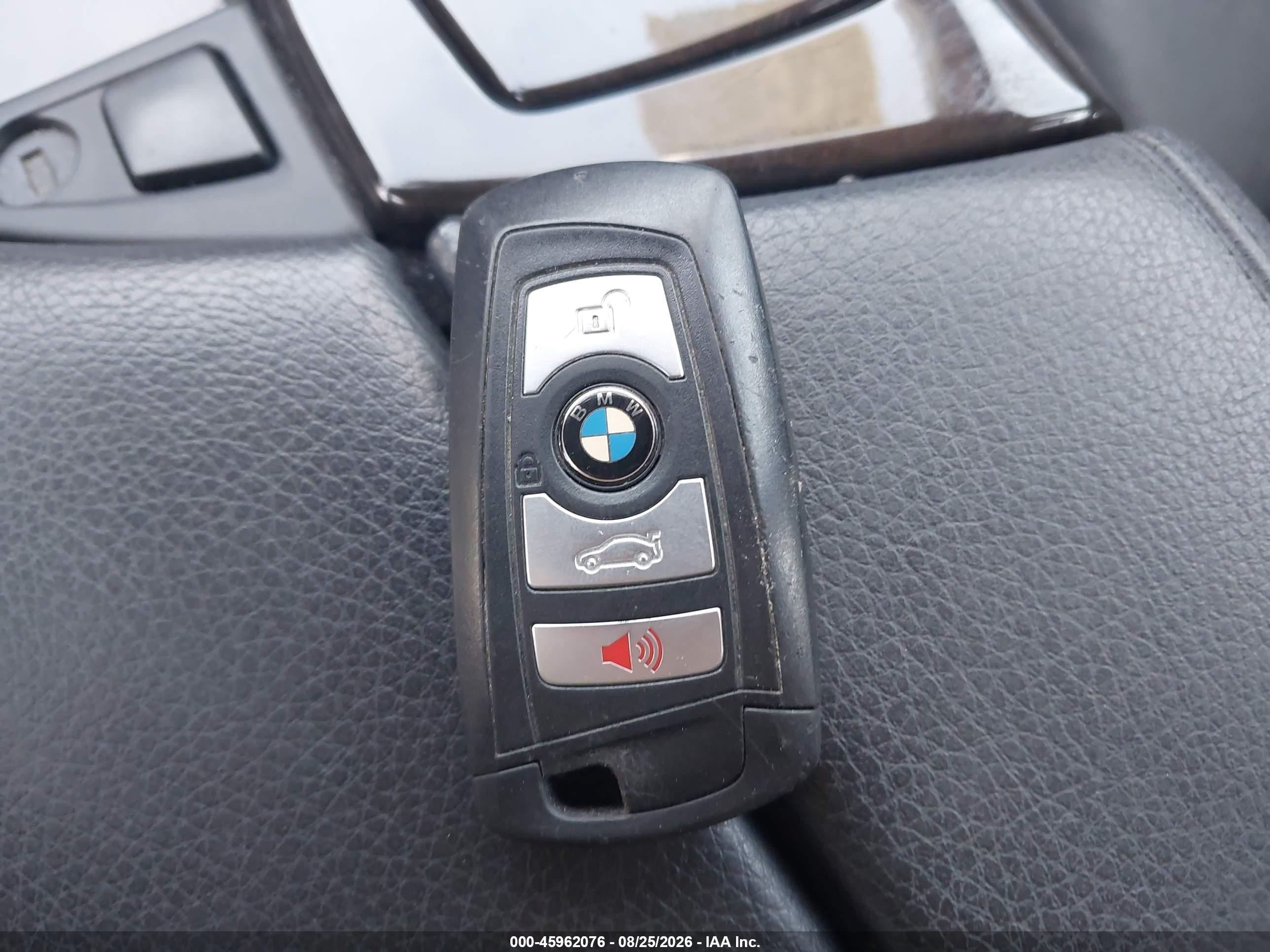 2013 Bmw 528i Xdrive Черный vin: WBAXH5C51DD112040