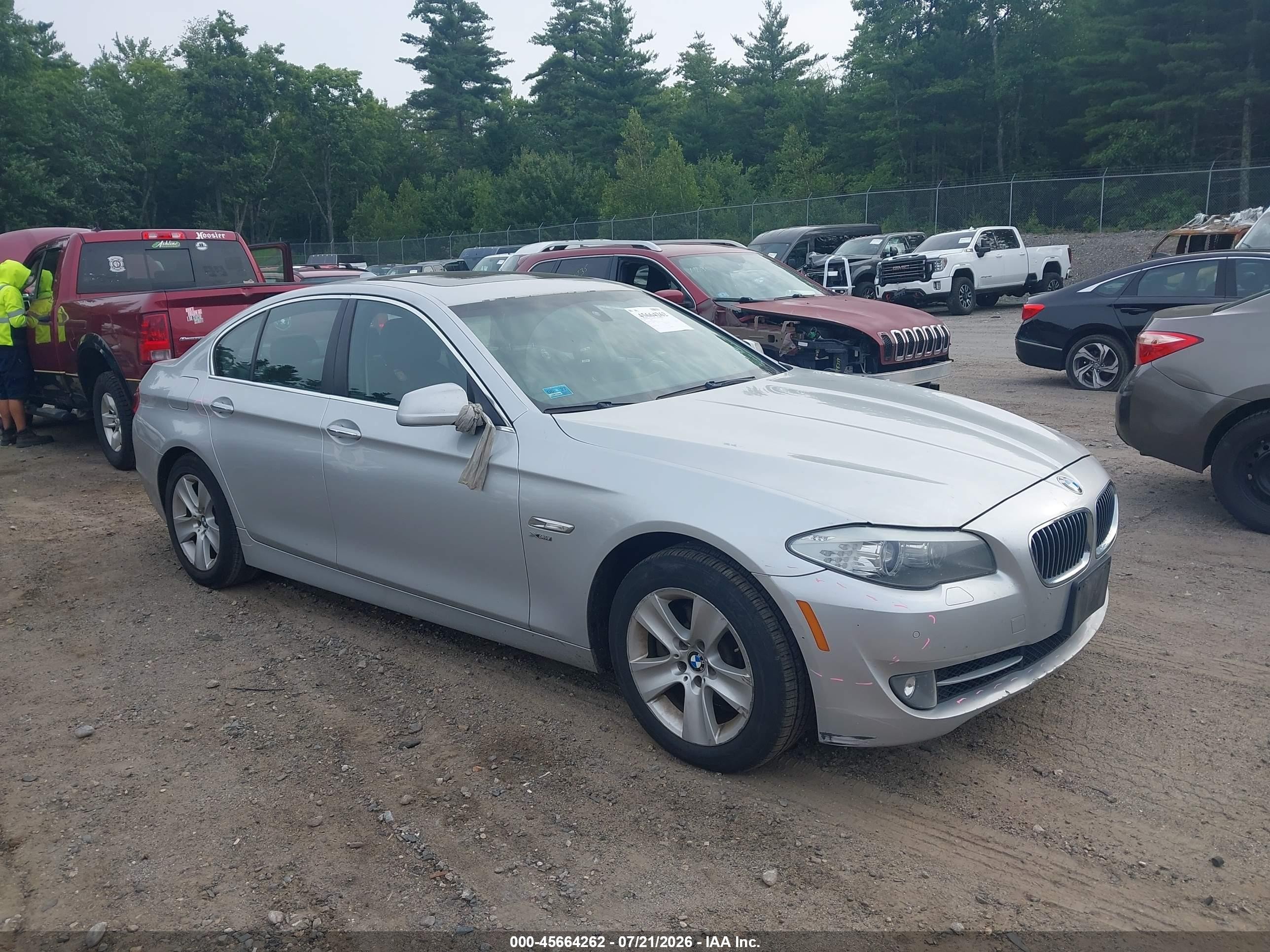 2012 Bmw 528i Xdrive Silver vin: WBAXH5C52CDW02162