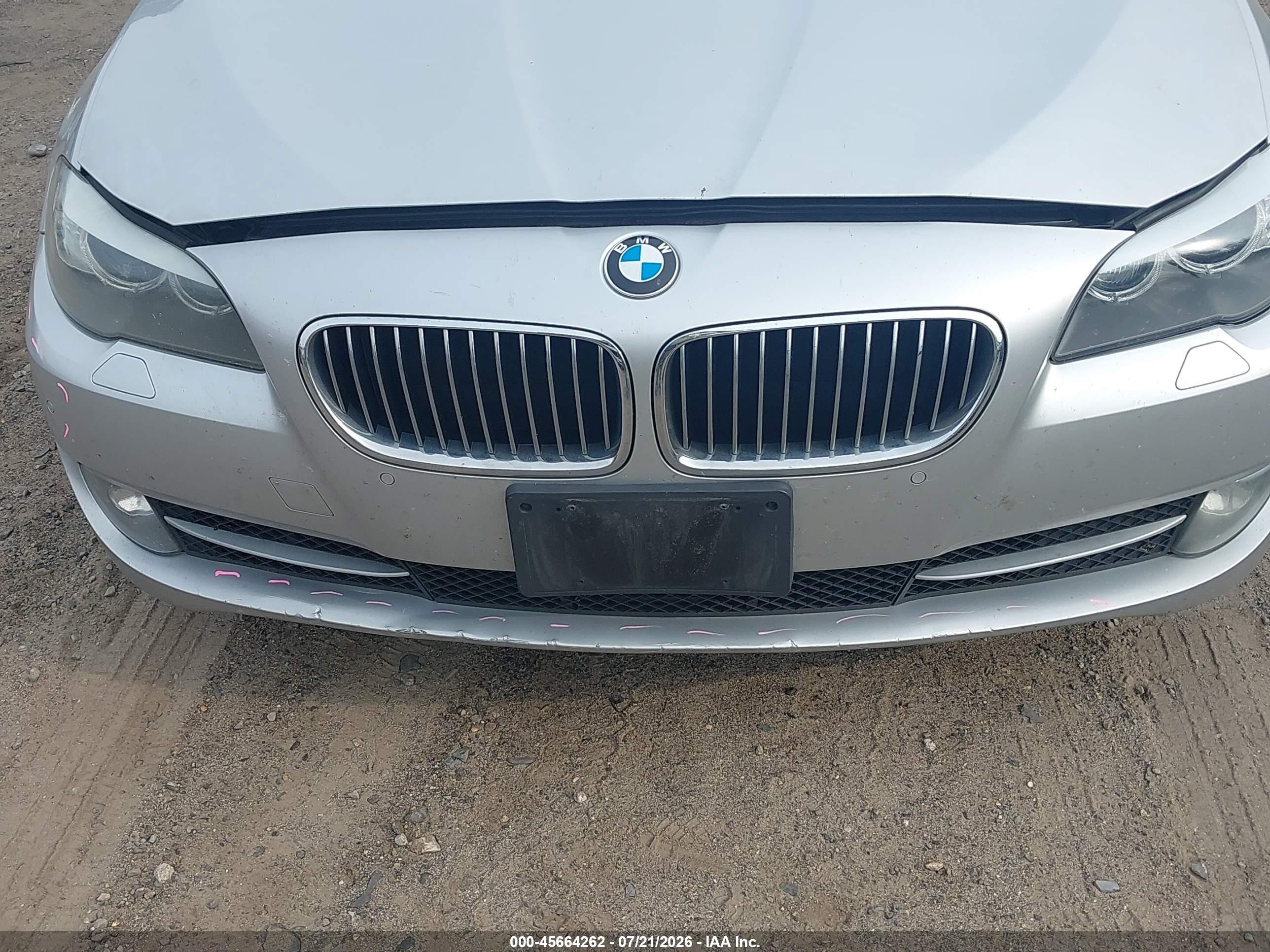 2012 Bmw 528i Xdrive Silver vin: WBAXH5C52CDW02162