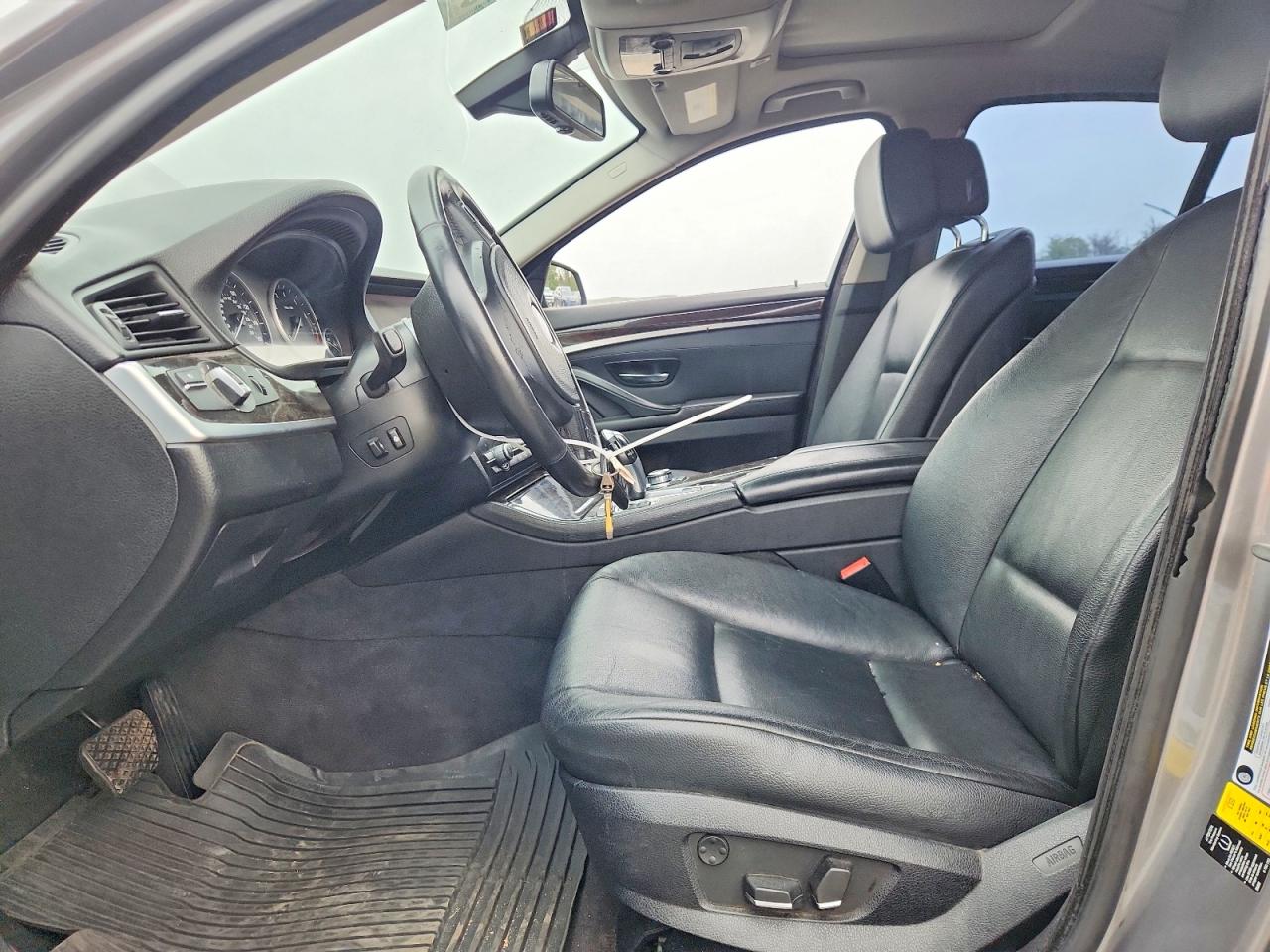 2012 Bmw 528 Xi Gray vin: WBAXH5C52CDW09340