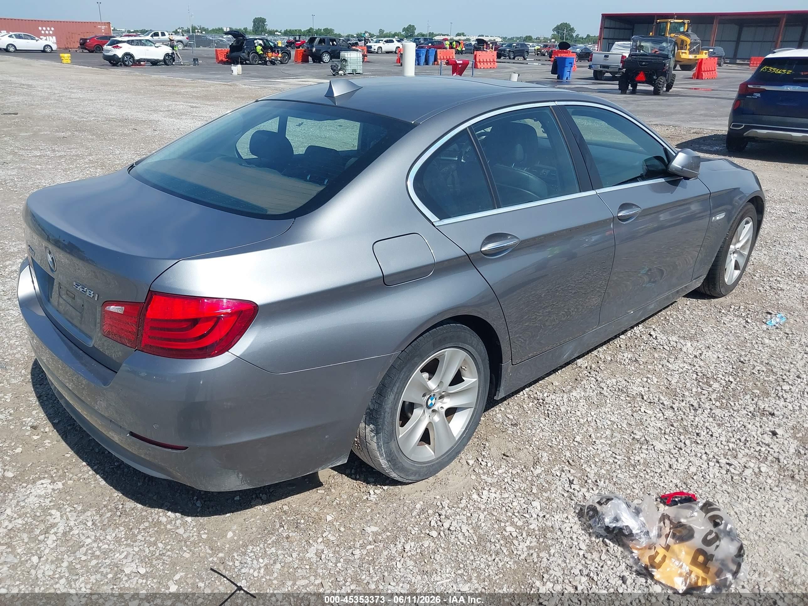 2013 Bmw 528i Xdrive Silver vin: WBAXH5C52DD111933
