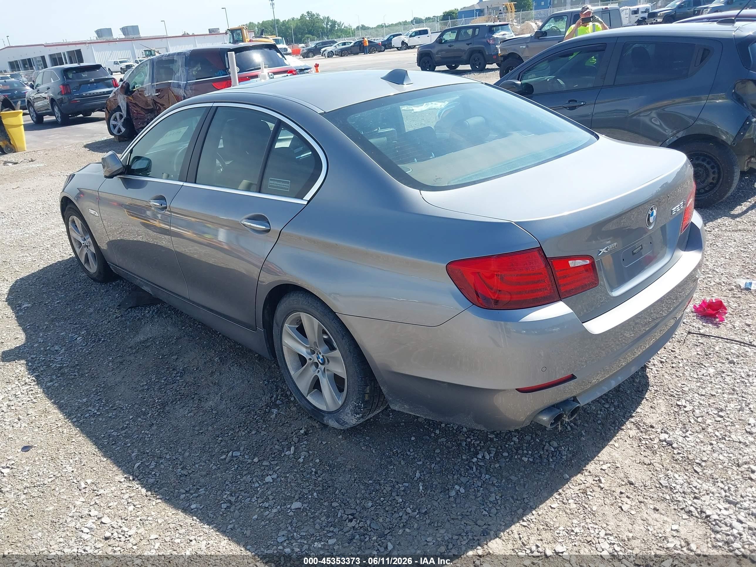 2013 Bmw 528i Xdrive Silver vin: WBAXH5C52DD111933