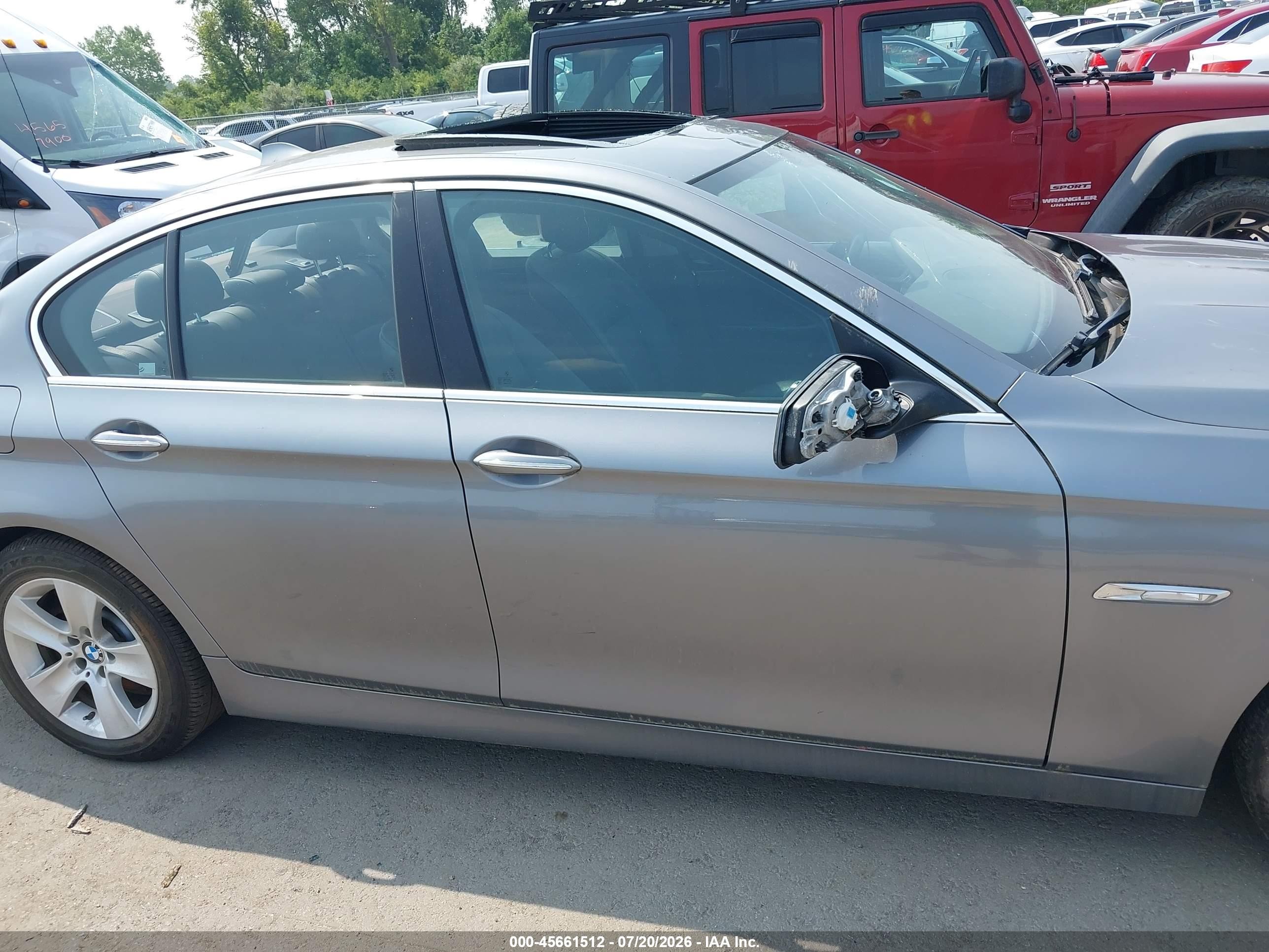 2013 Bmw 528i Xdrive Gray vin: WBAXH5C52DD112032