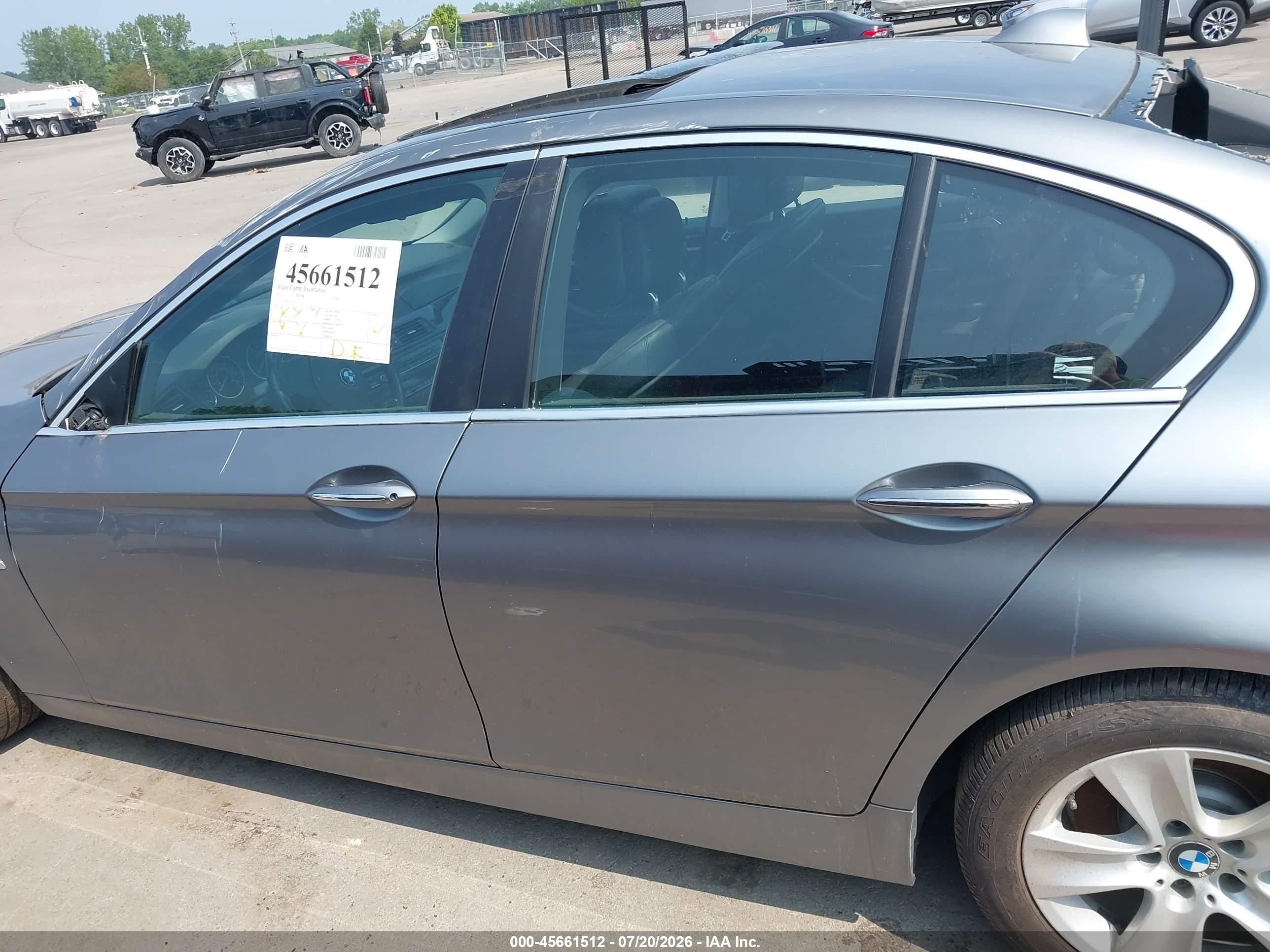 2013 Bmw 528i Xdrive Gray vin: WBAXH5C52DD112032