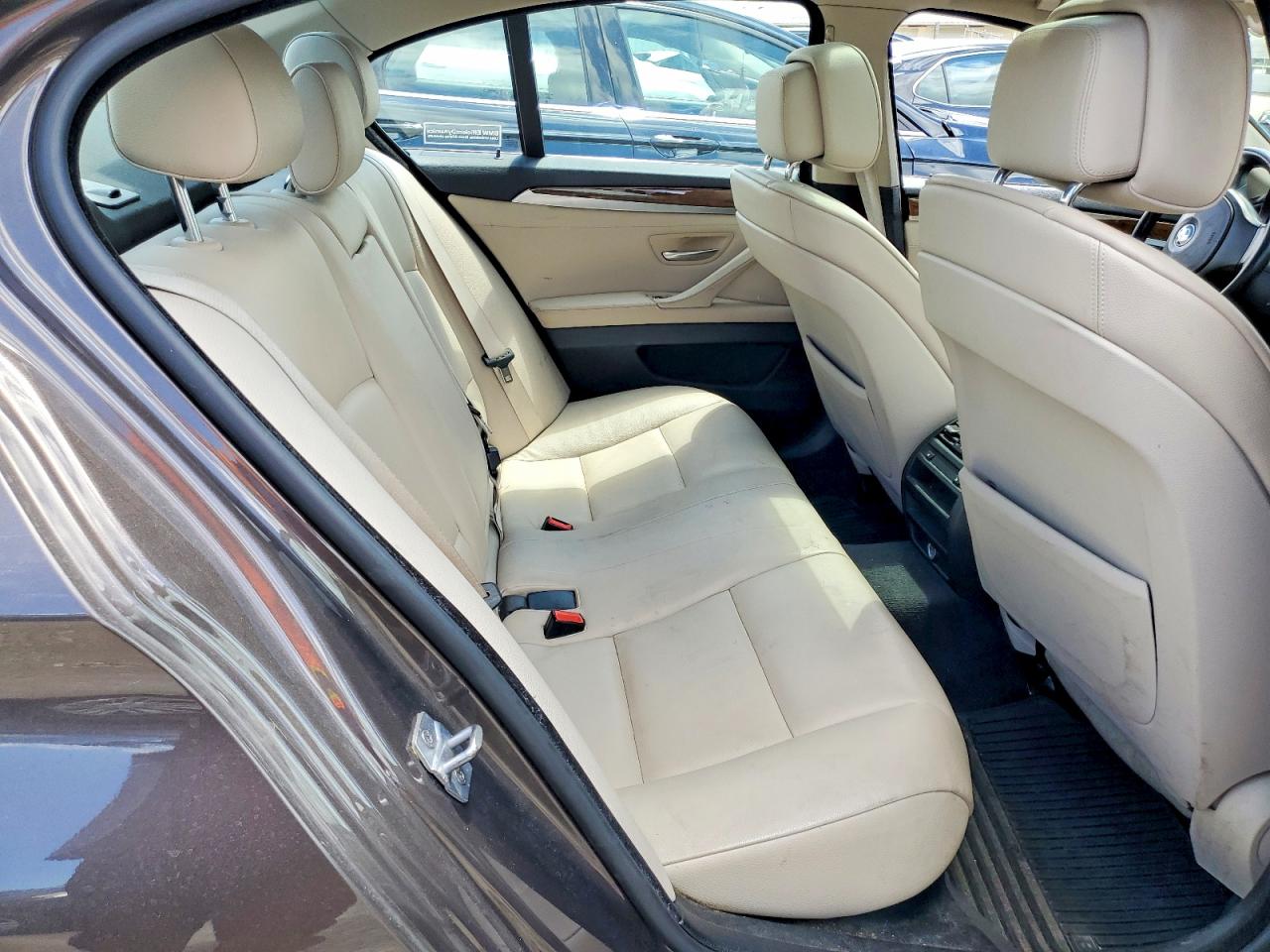2013 Bmw 528 Xi Brown vin: WBAXH5C52DD113889